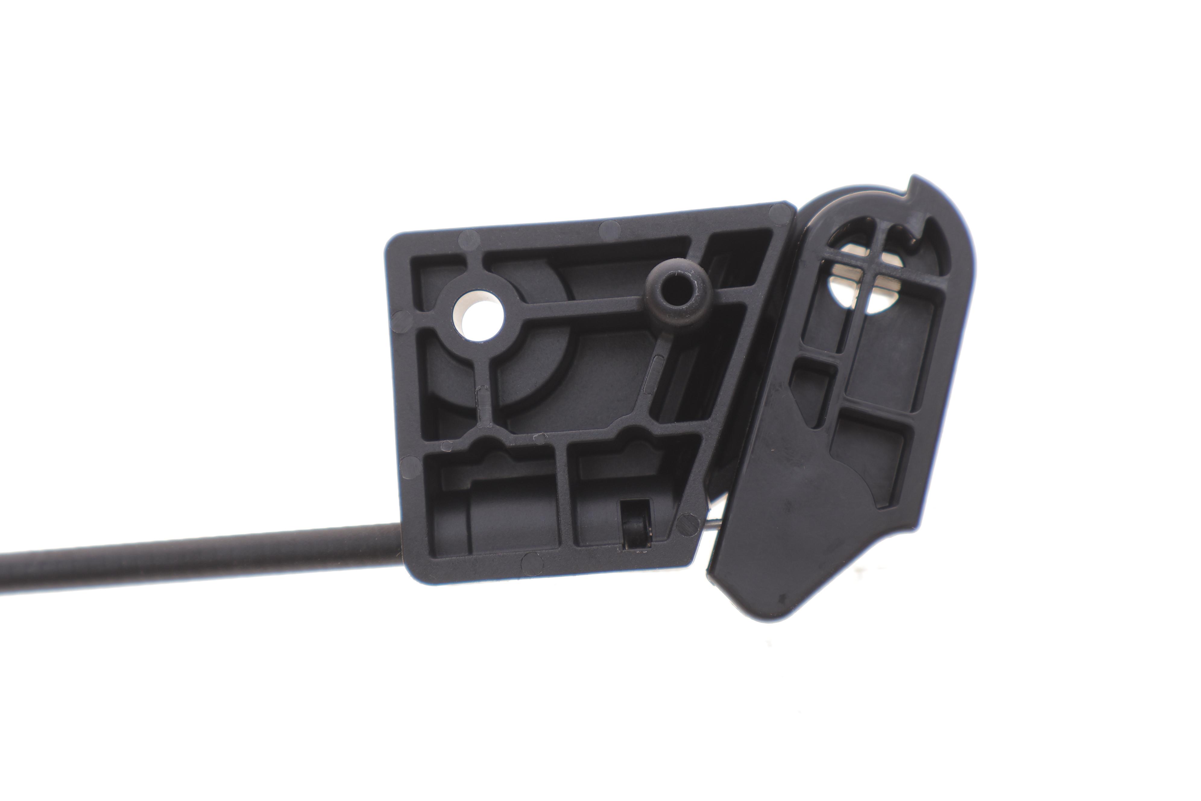 Трос замка капота MB Sprinter (W907/W910) 18-