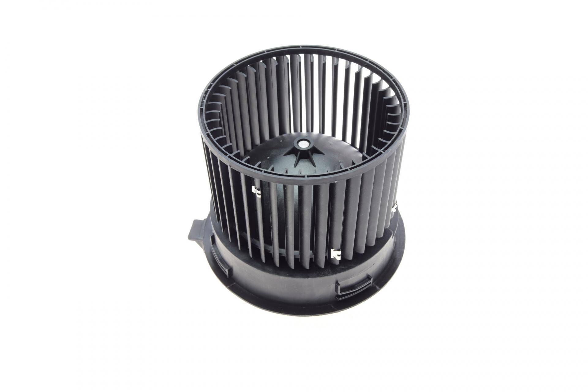 Моторчик пічки Nissan Leaf 10-/Juke 10-