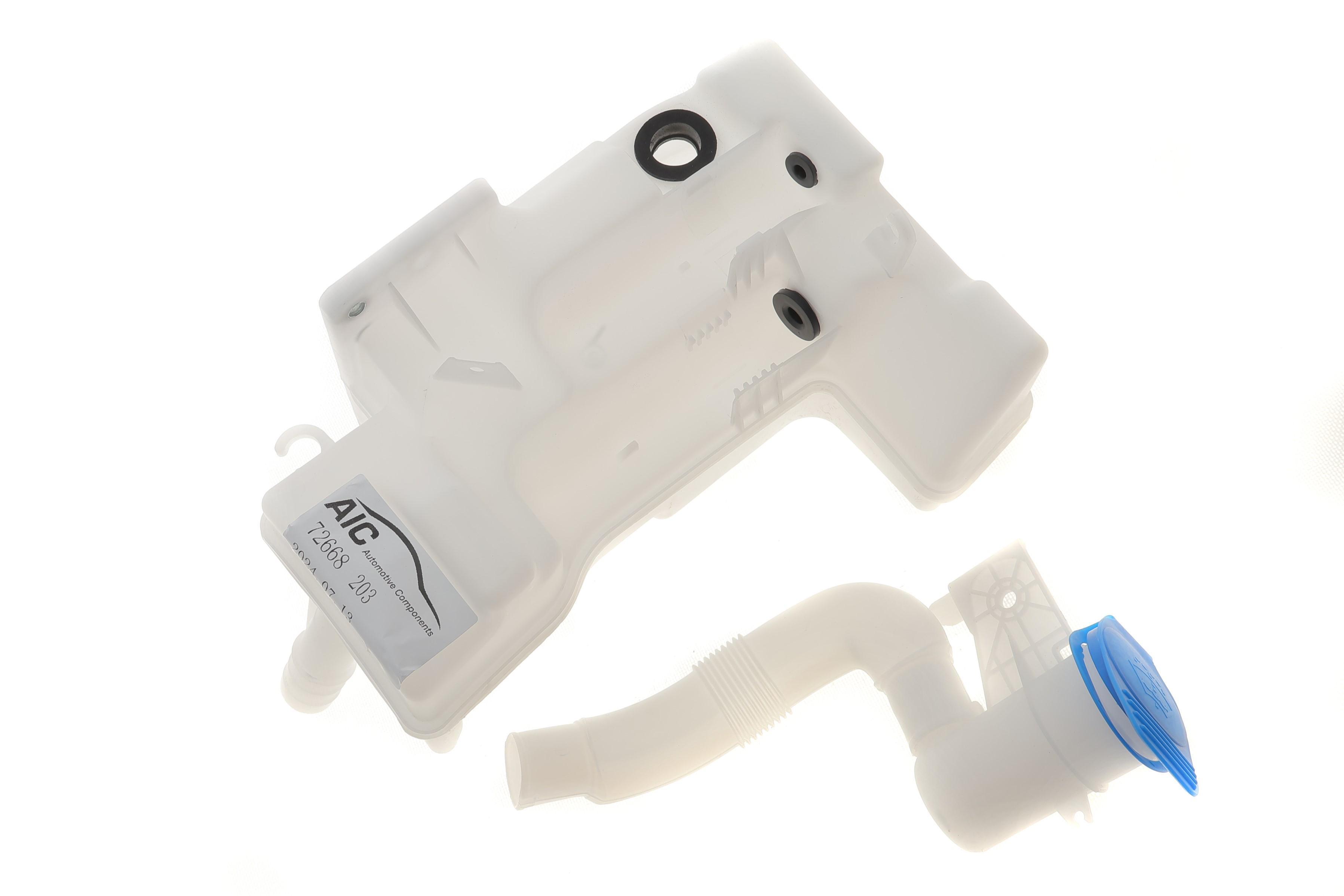 Бачок омывателя VW Passat 14-24