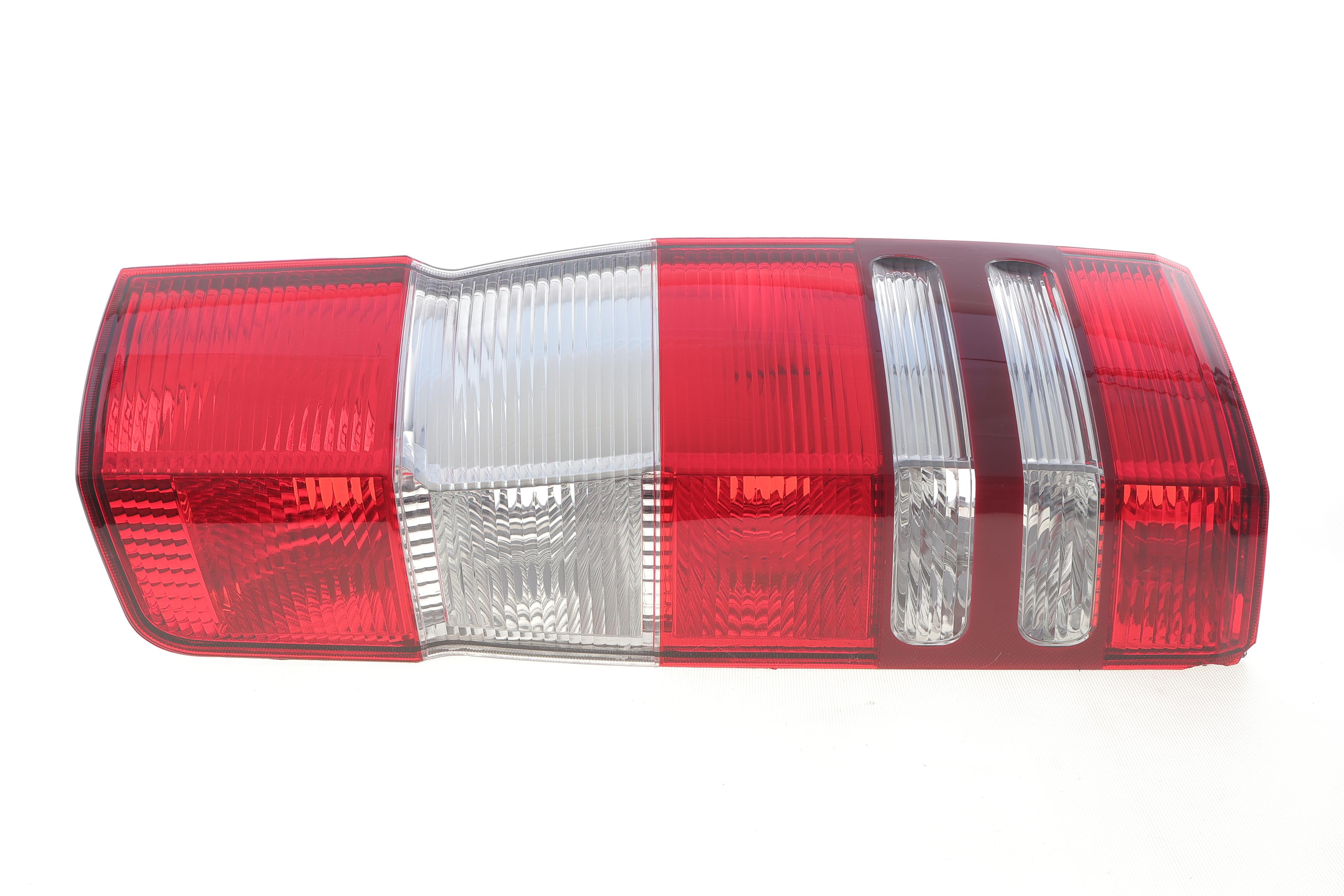 Фонарь задний MB Sprinter 06- (R)(незначительный дефект)