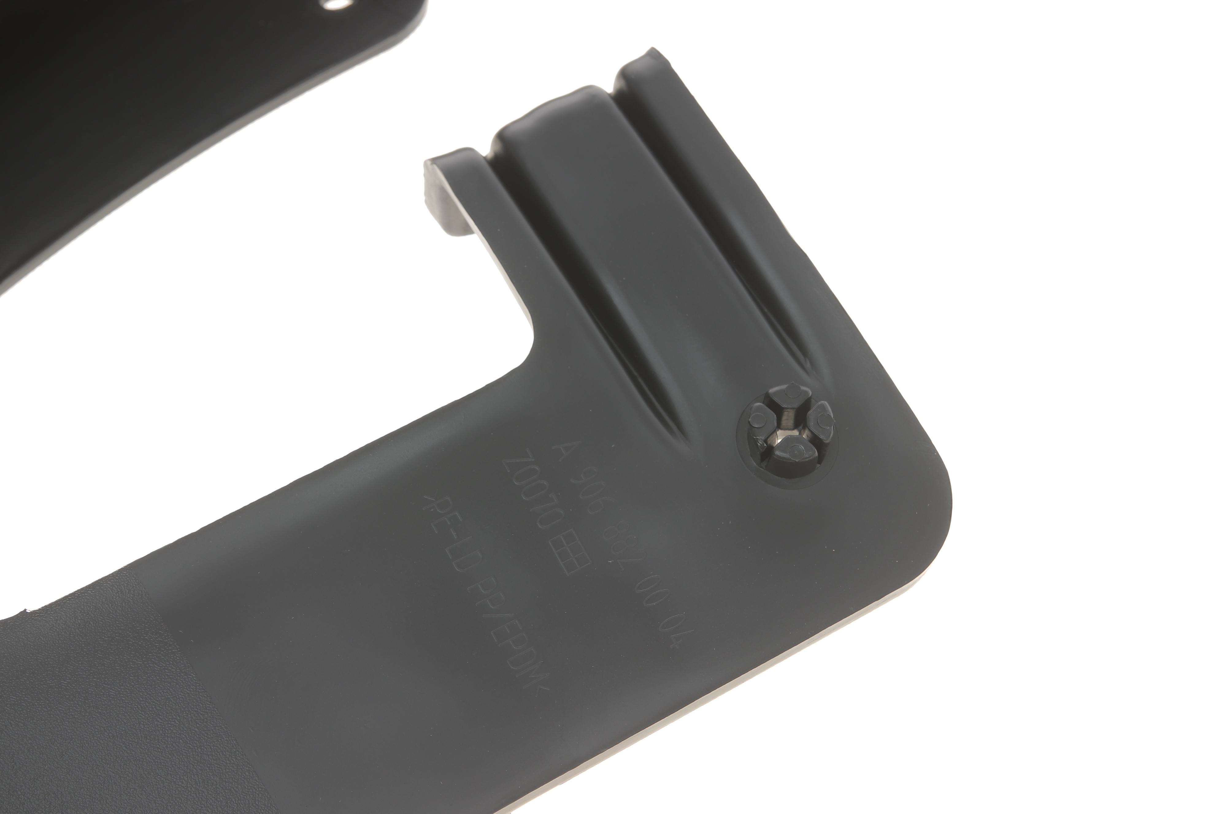 Бризковик (передній) (L) MB Sprinter/VW Crafter 06-