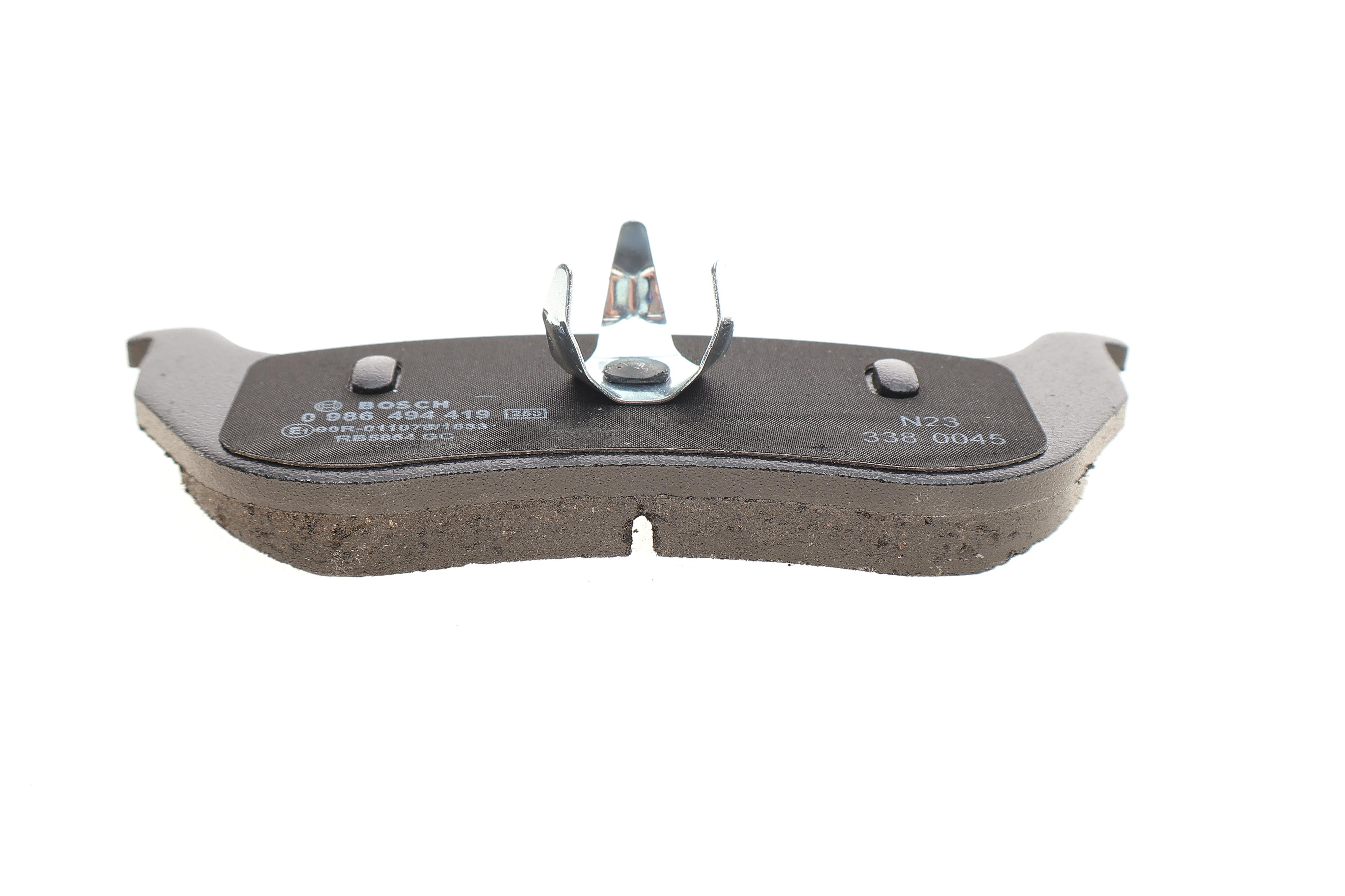 Колодки гальмівні (задні) Jeep Cherokee 01-08/Wrangler II 96-07 (KELSEY-HAYES)