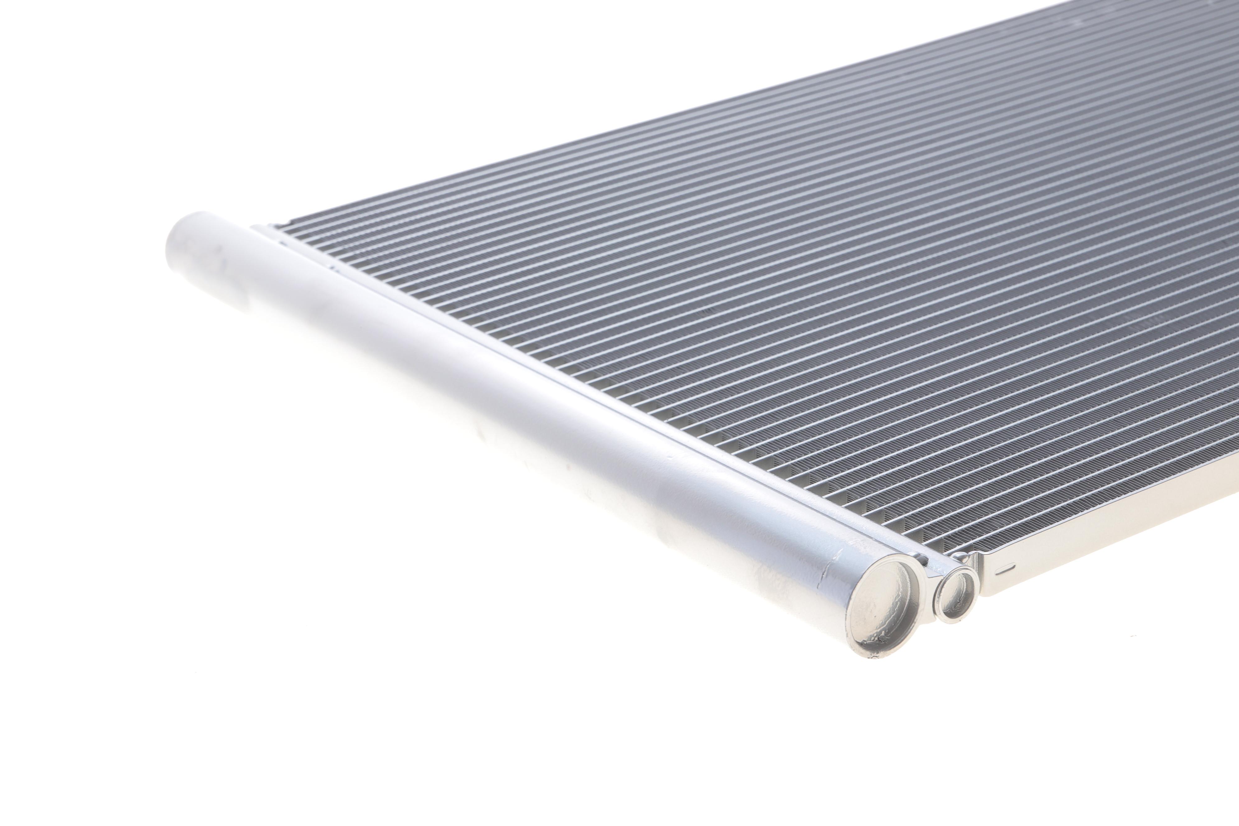 Радіатор кондиціонера BMW X5 (E70/F15/F85)/X6 E71/E72/(F16/F86/) 2.0D-4.8 06-19 M57/N52//N55/N57