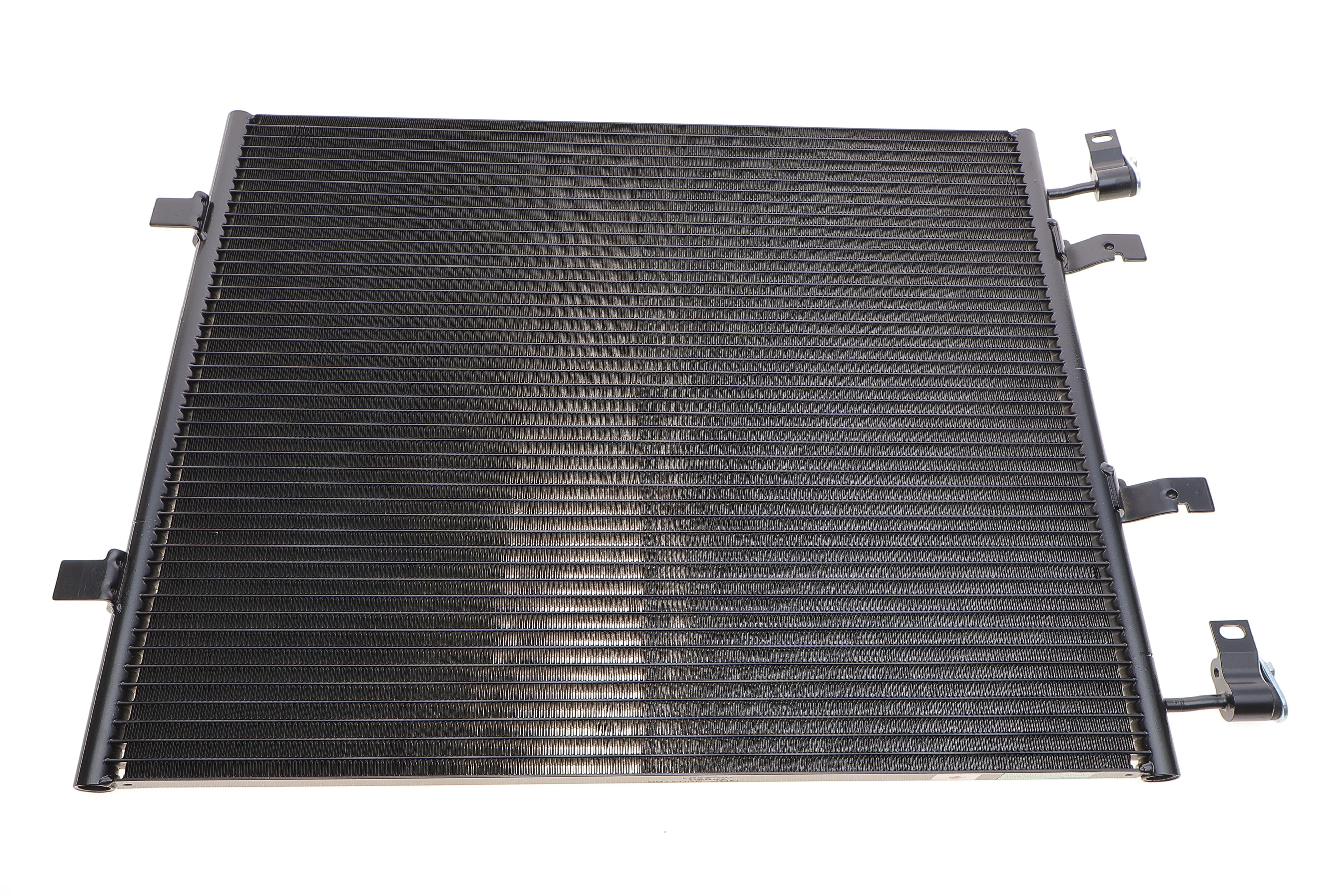 Радиатор кондиционера Renault Trafic 2.0CDTI 06-