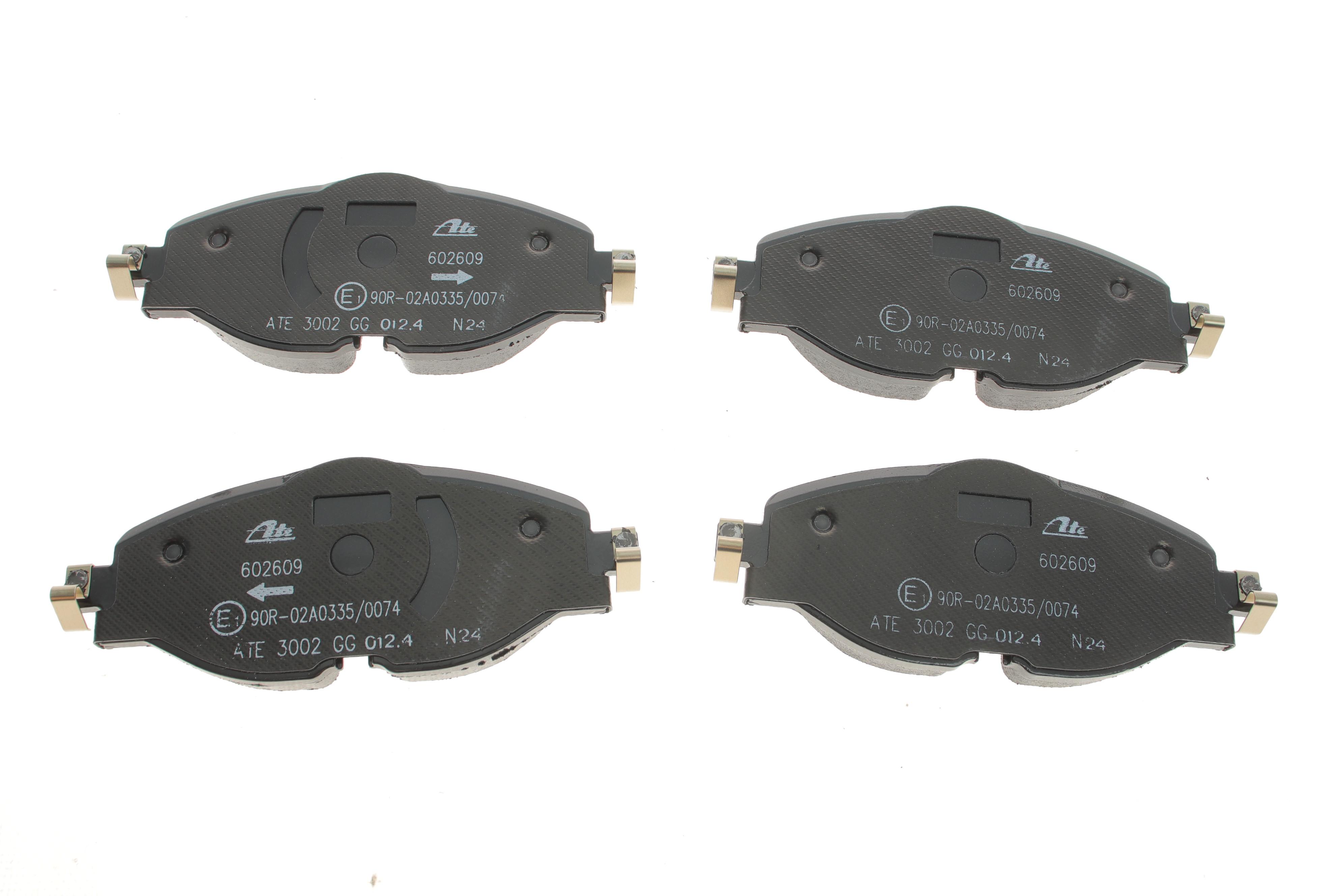 Колодки гальмівні (передні) Audi A1/Q3 18-/Skoda Octavia/VW Golf/Caddy/Touran/Passat 12-