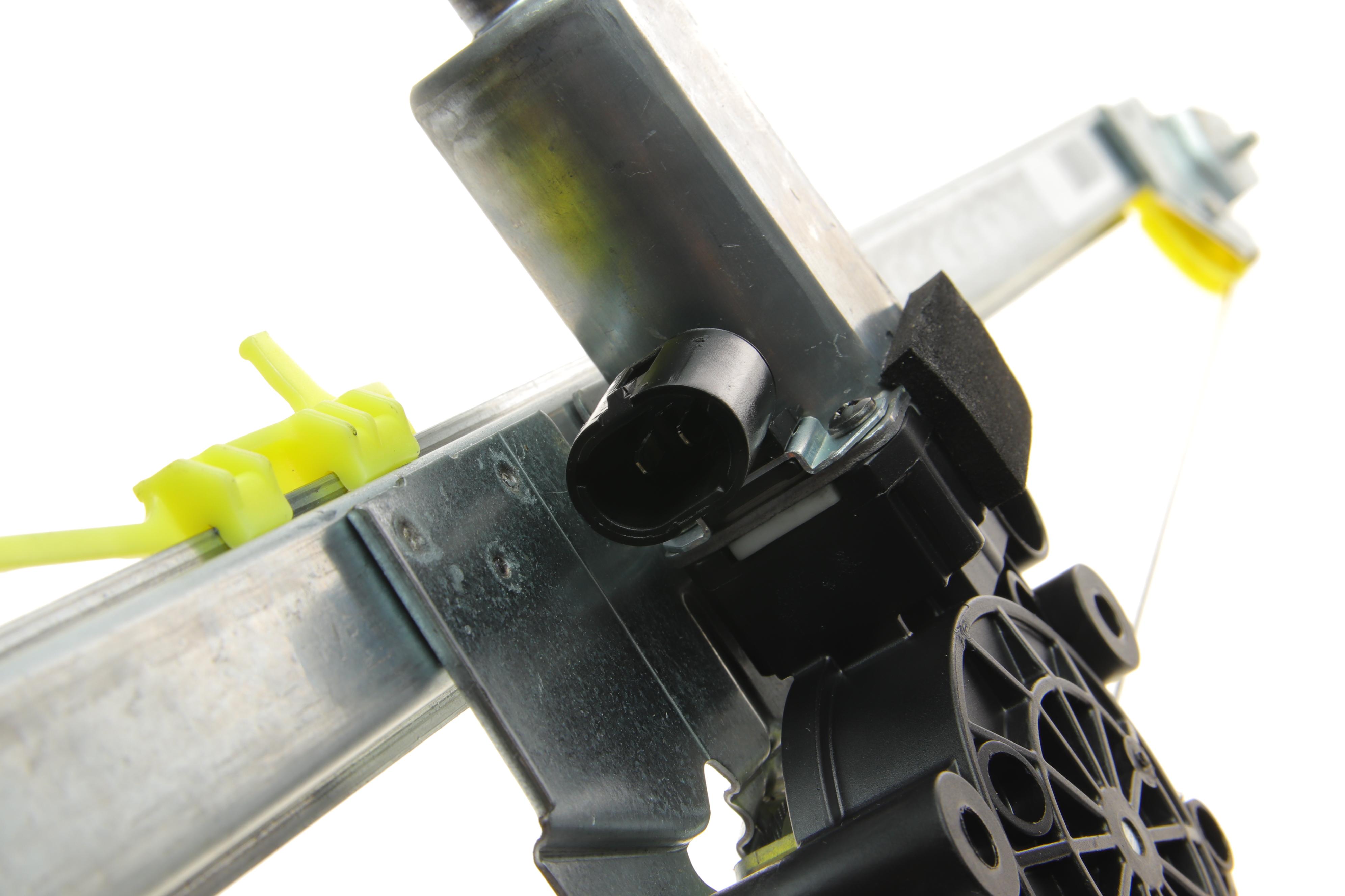 Стеклоподъемник (передний) Renault Trafic/Opel Vivaro 01- (L) (электро) (с моторчиком)