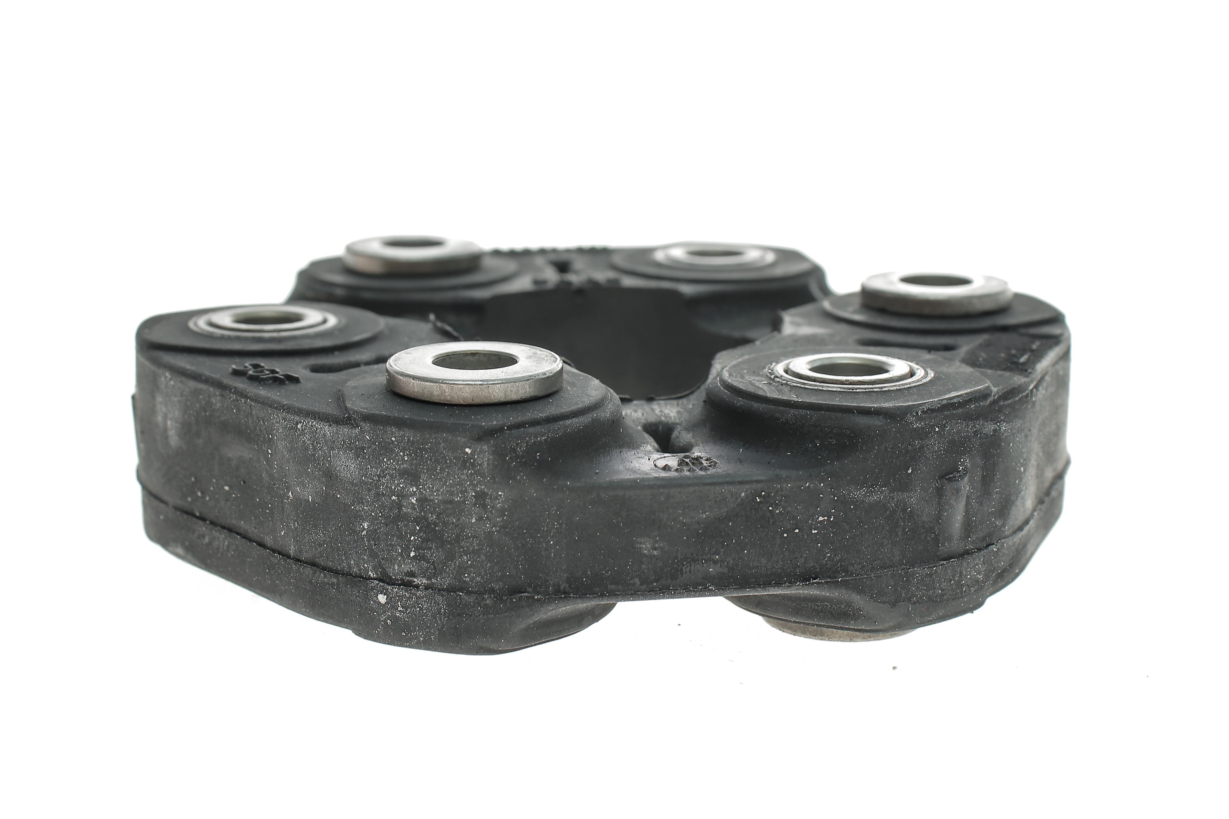 Муфта кардана еластична BMW 1/3/5 04-11 ззаду