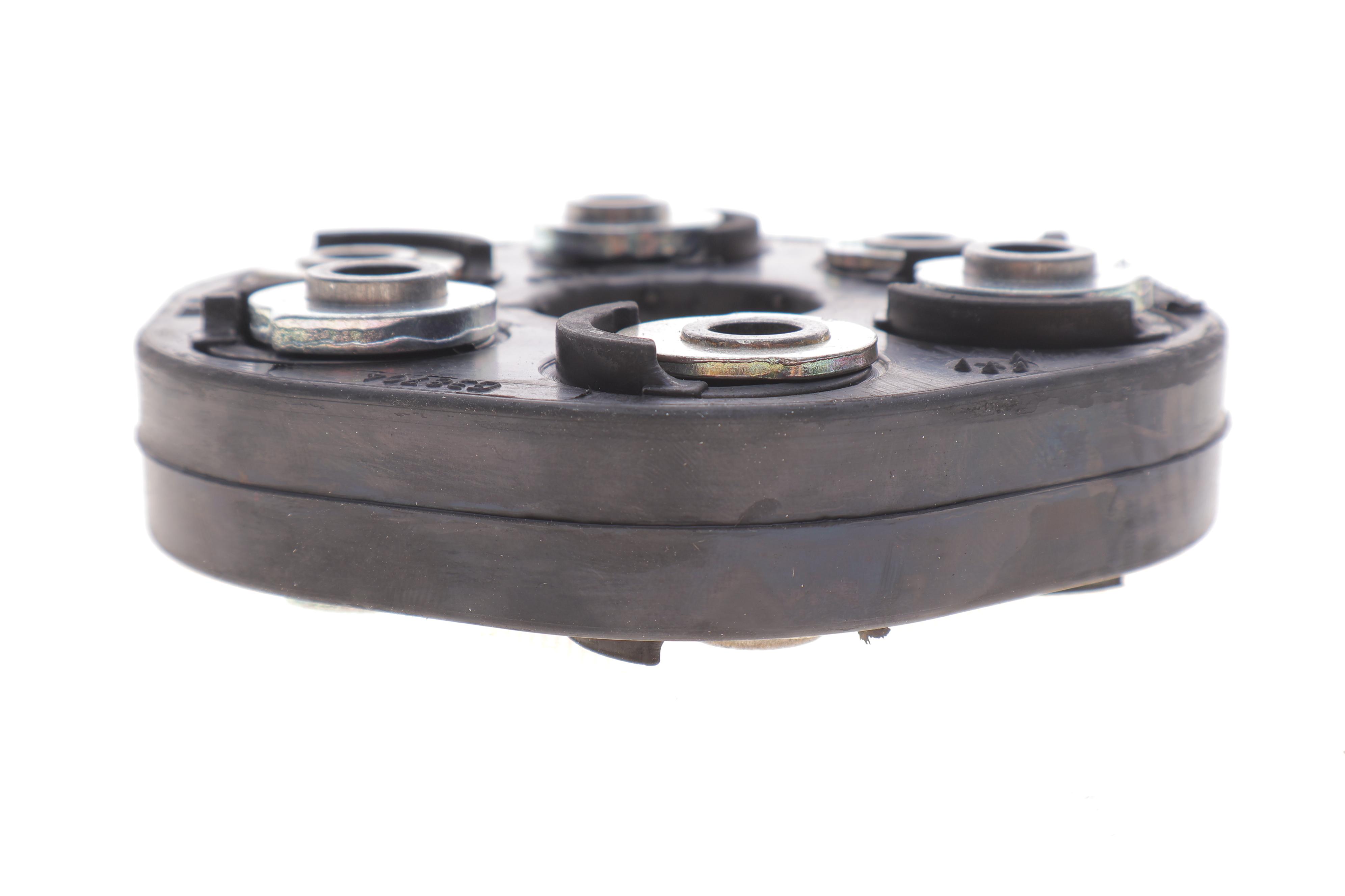 Муфта кардана еластична MB E-class (W124/C124)/190 (W201) 86-96 (к-кт з болтами)