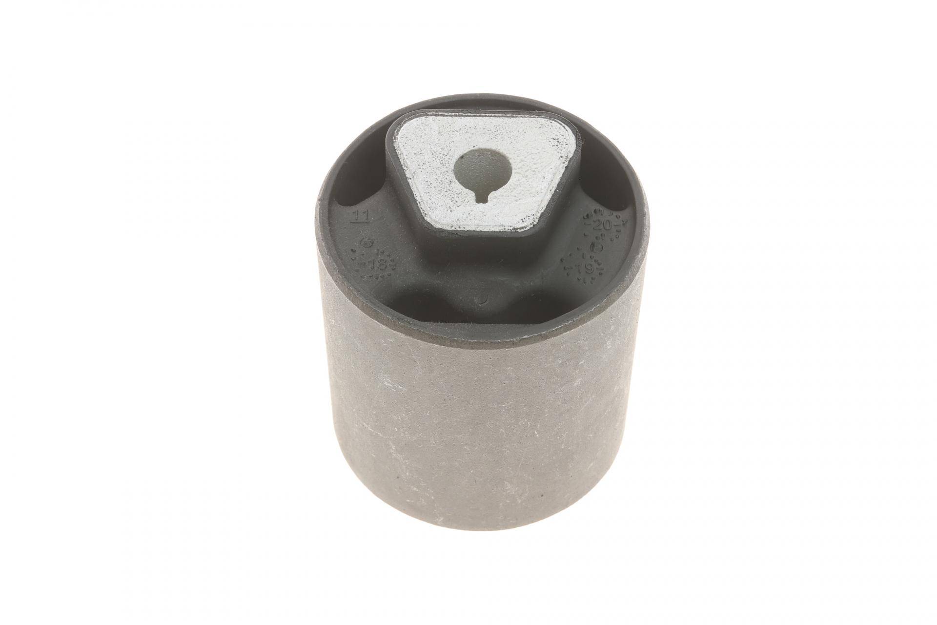 Сайлентблок важеля (переднього/знизу) BMW X5 (E70/F15/F85)/X6 (E71/E72/F16/F86) 06-19