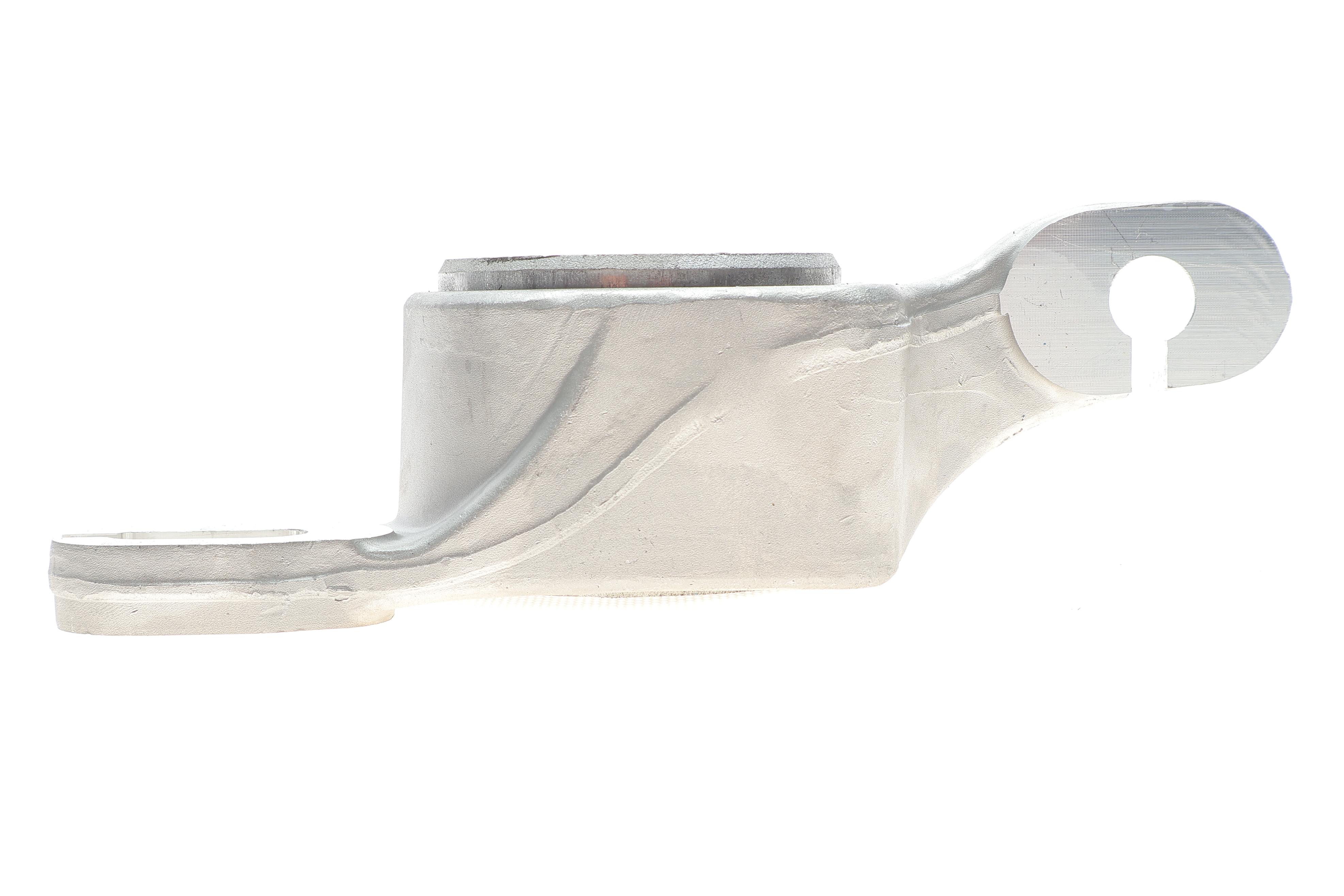 Сайлентблок важеля (переднього) MB GL-class (X164)/ M-class (W164) 05- (L)