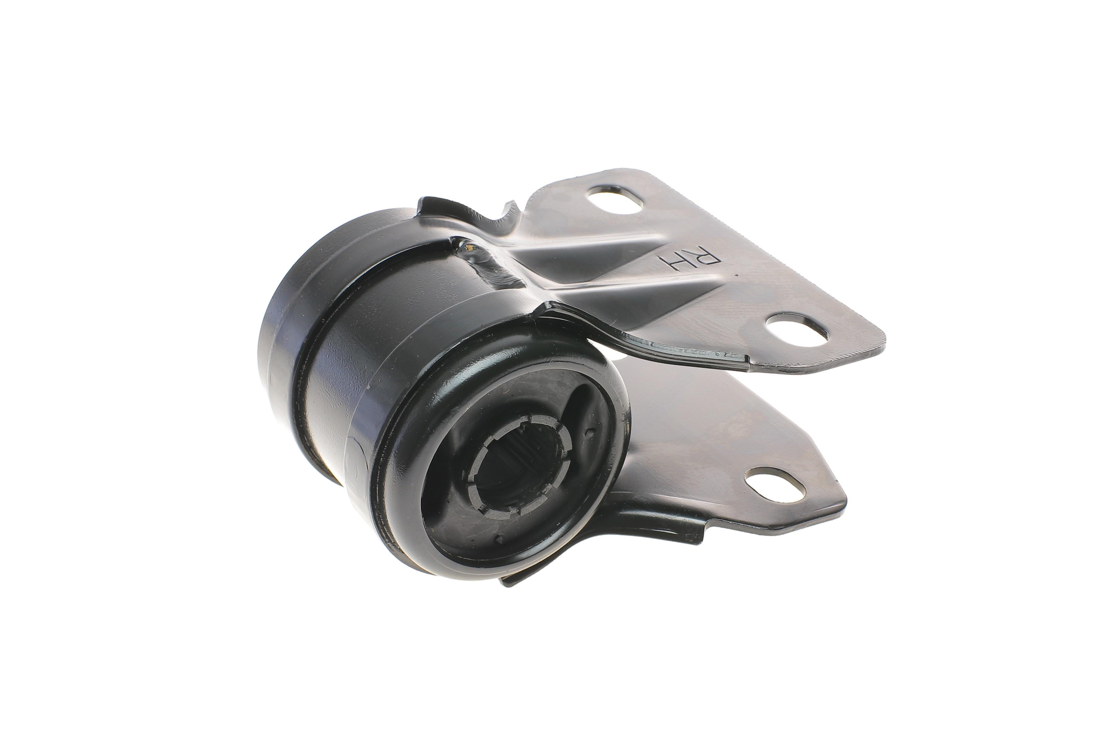 Сайлентблок важеля (переднього) Ford Mondeo V 14- (R) (з кронштейном)