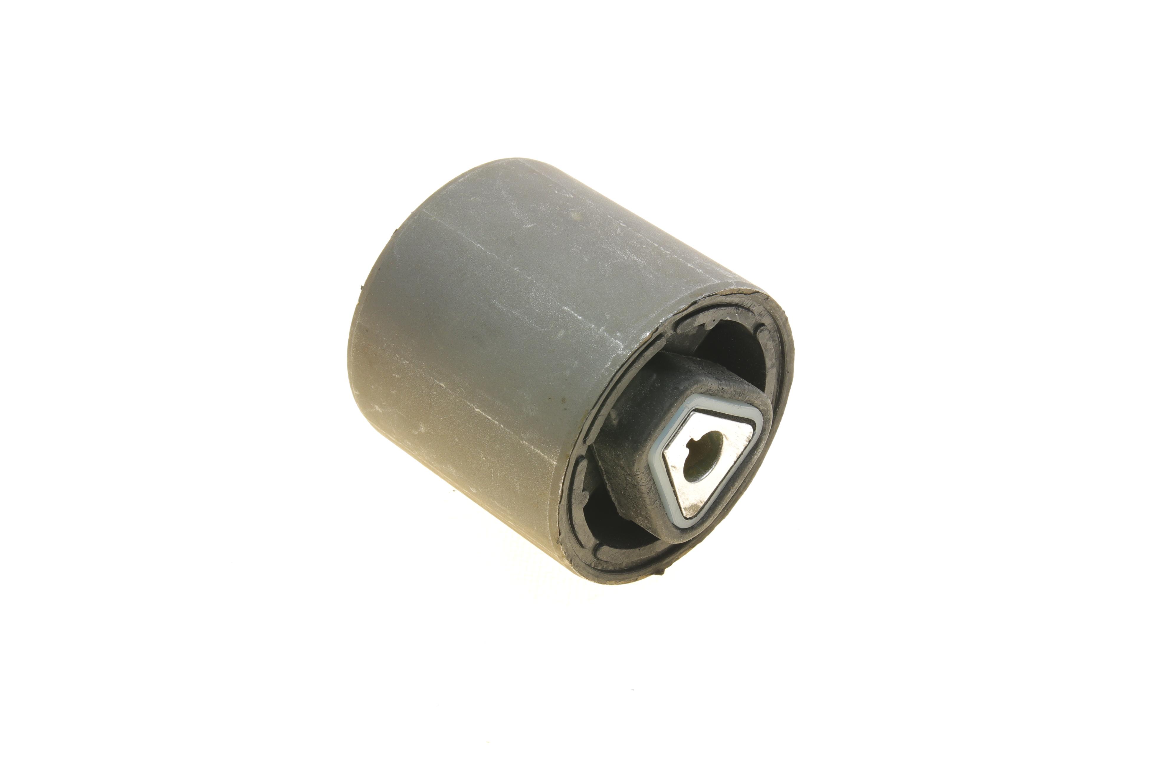 Сайлентблок важеля (переднього/знизу/спереду/всередині) BMW 3 (E90)/ X1 (E84) 05-