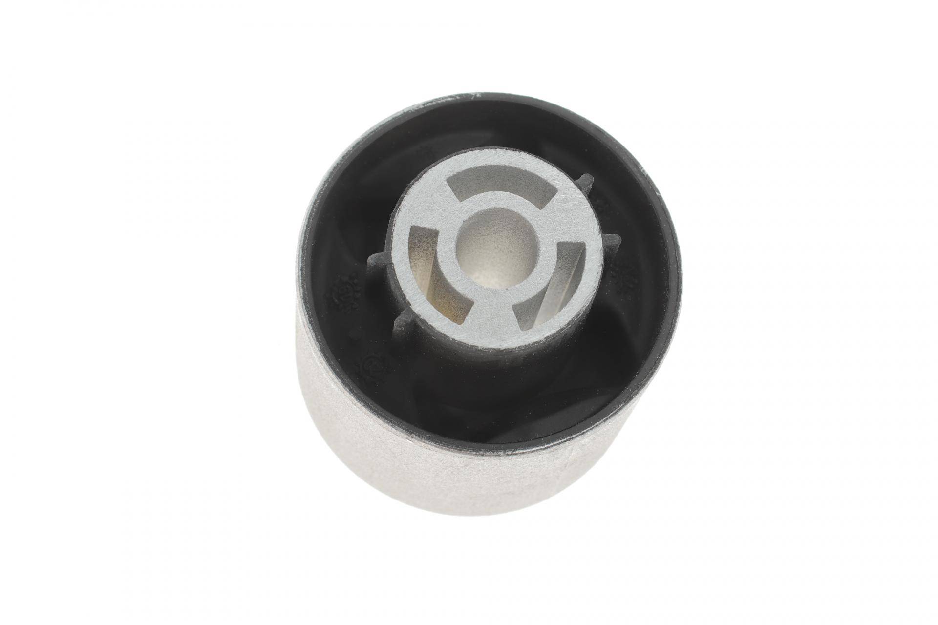 Сайлентблок важеля (заднього/спереду) Audi A3/VW Golf V 03- (повздовжнього)