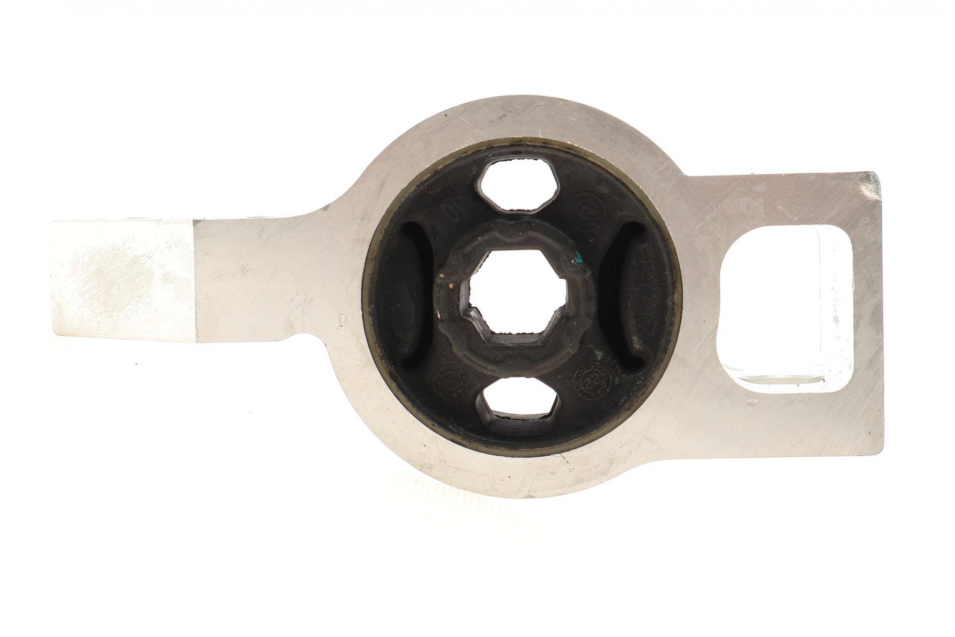 Сайлентблок важеля (переднього/ззаду/зліва) VW Caddy III/IV 03/04-