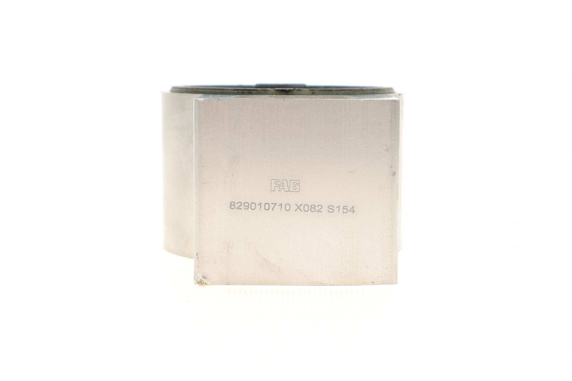 Сайлентблок важеля (переднього/ззаду/зліва) VW Caddy III/IV 03/04-