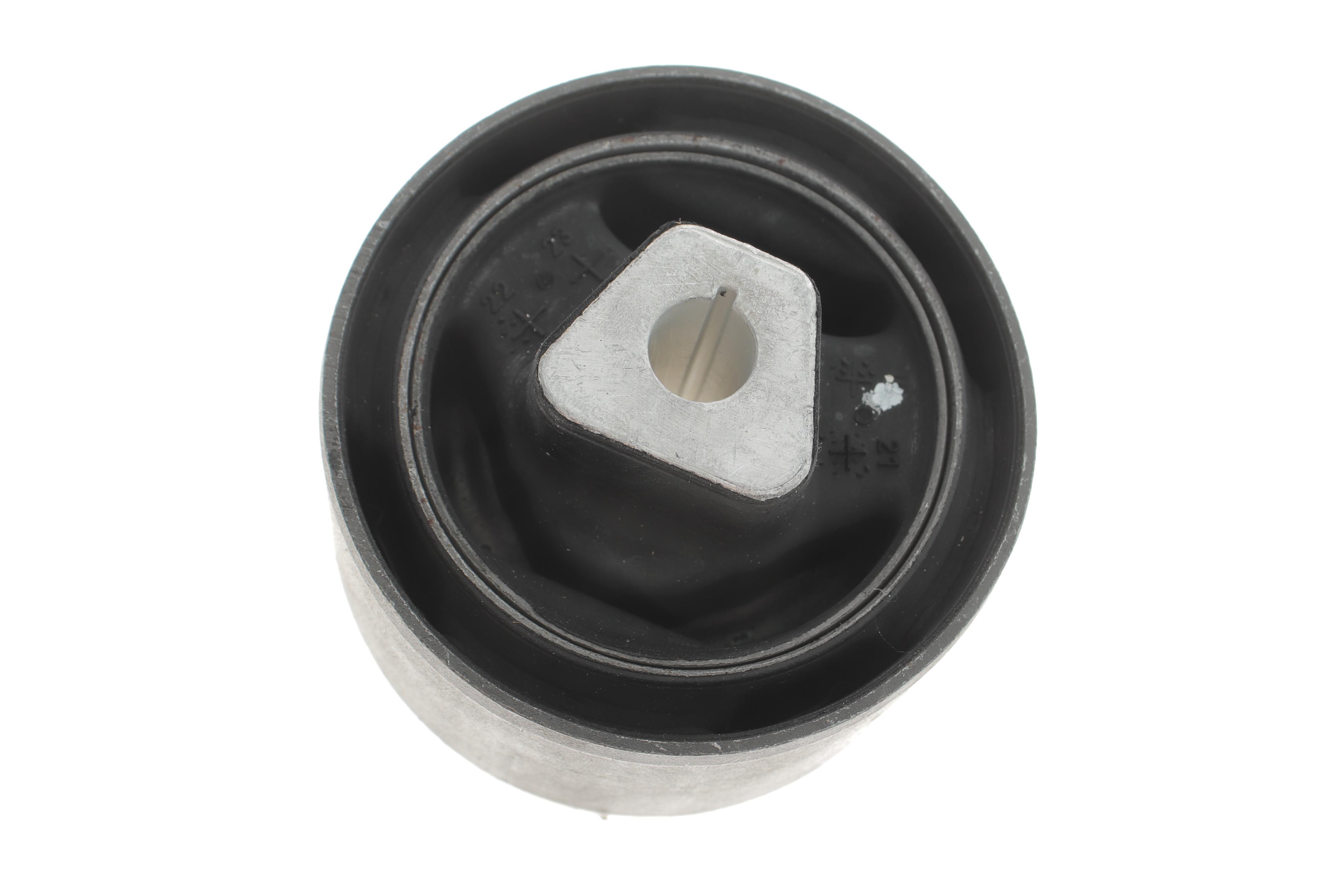 Сайлентблок важеля (переднього) Land Rover Discovery V/Range Rover IV 12-