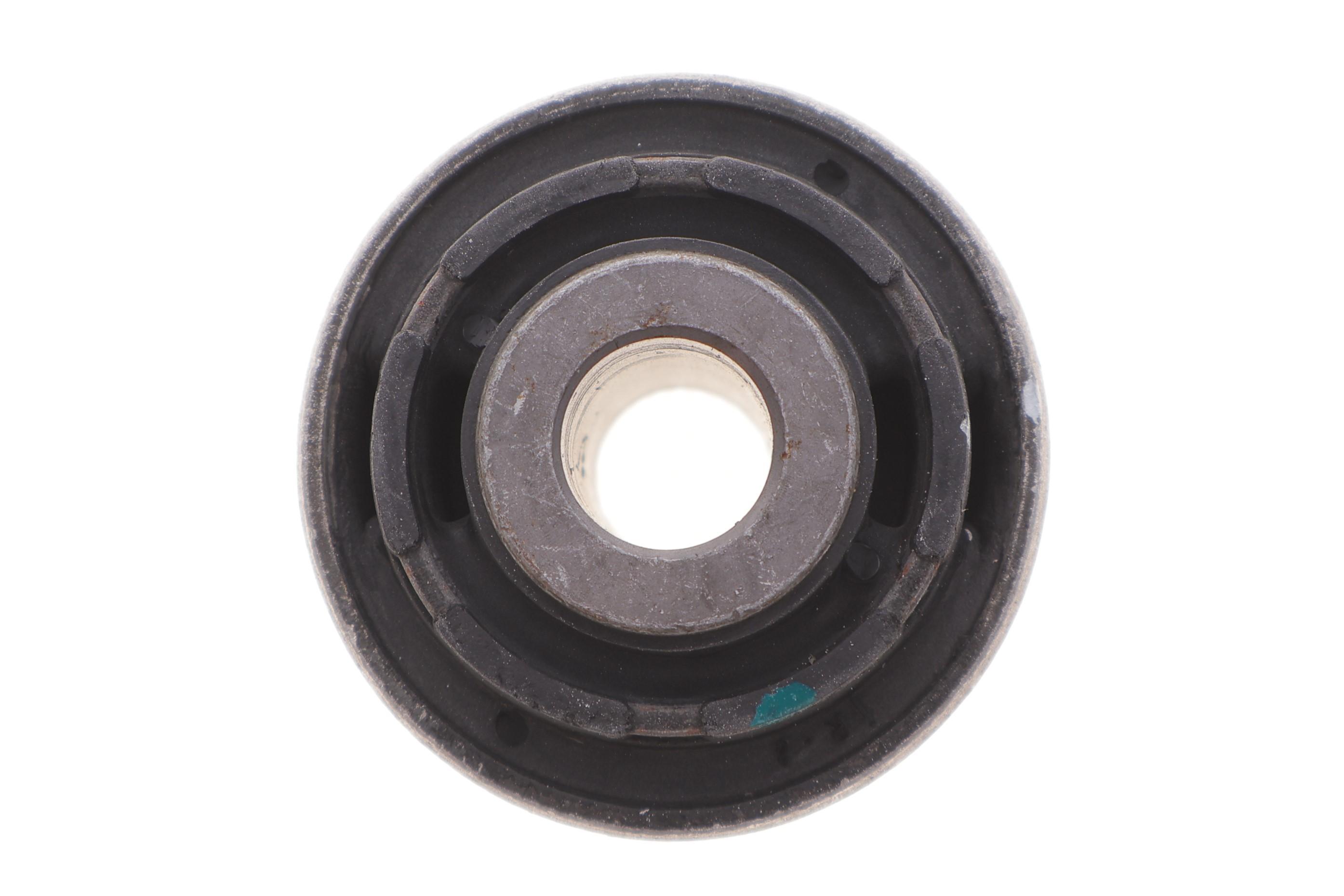 Сайлентблок важеля (заднього/знизу/ззаду/ззовні) Audi A4 00-09