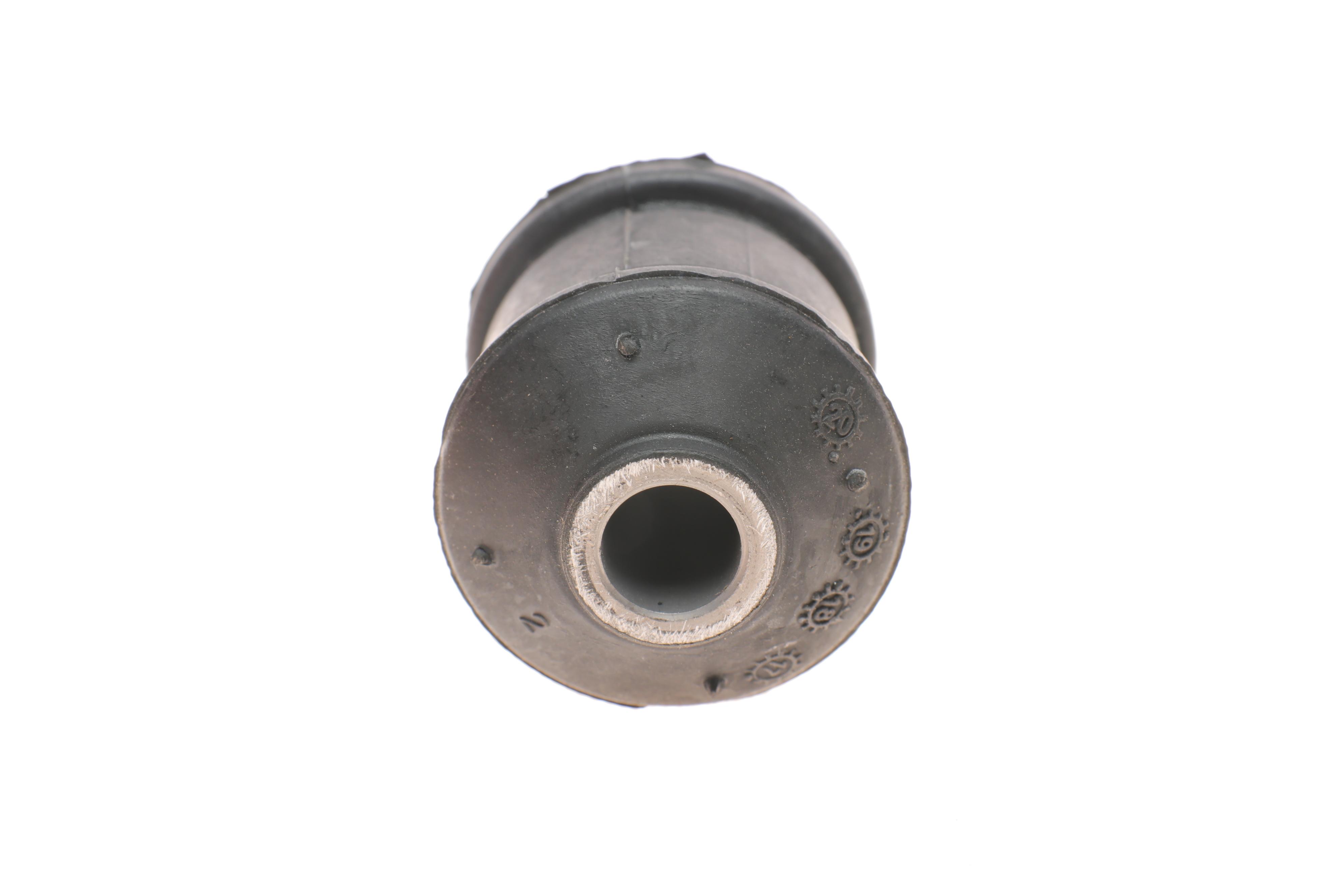 Сайлентблок важеля (переднього/знизу) Opel Astra F/Vectra A 1.4-2.0i 90-02