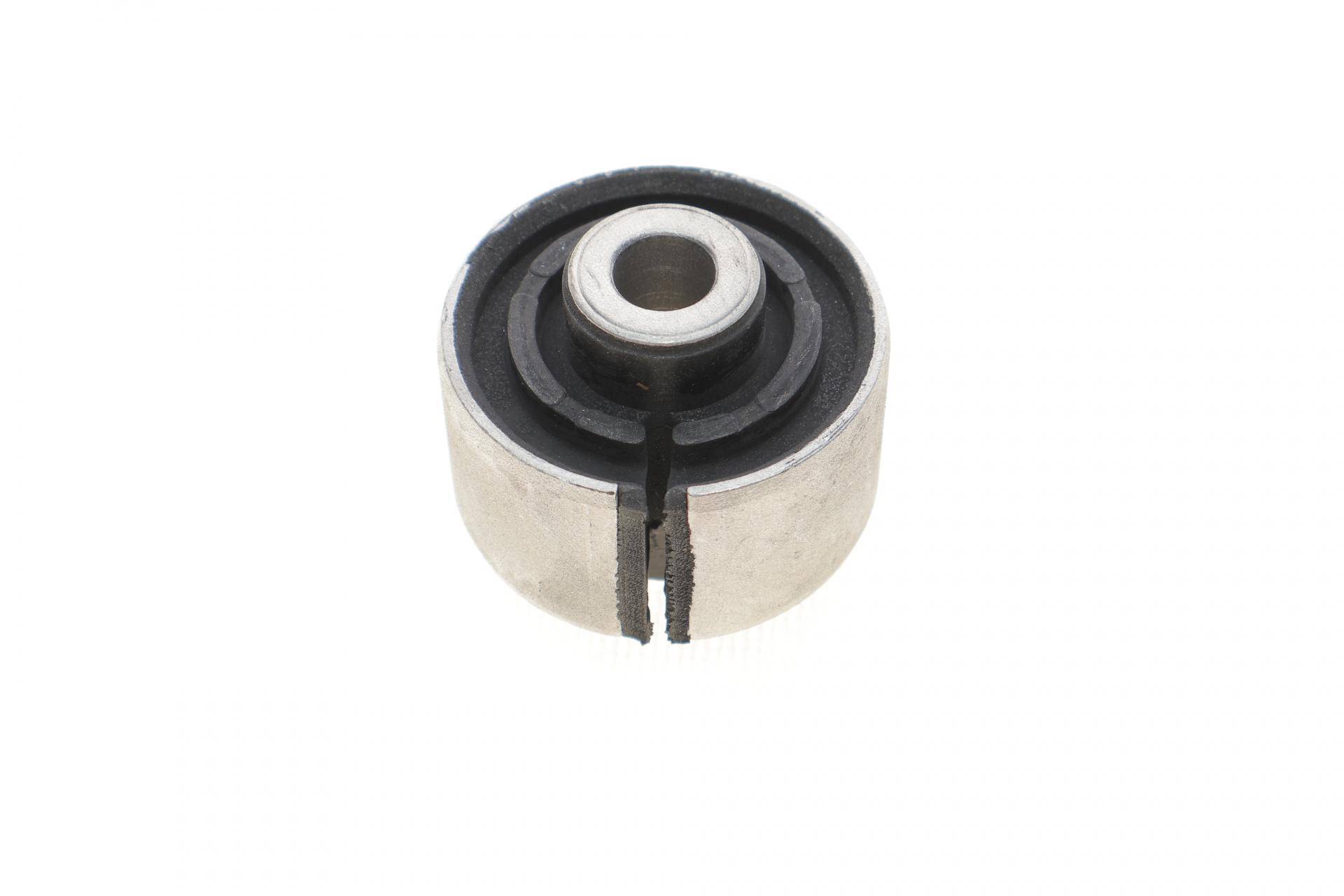 Сайлентблок важеля (заднього/зверху) BMW 5 (E39)/7 (E38) 94-