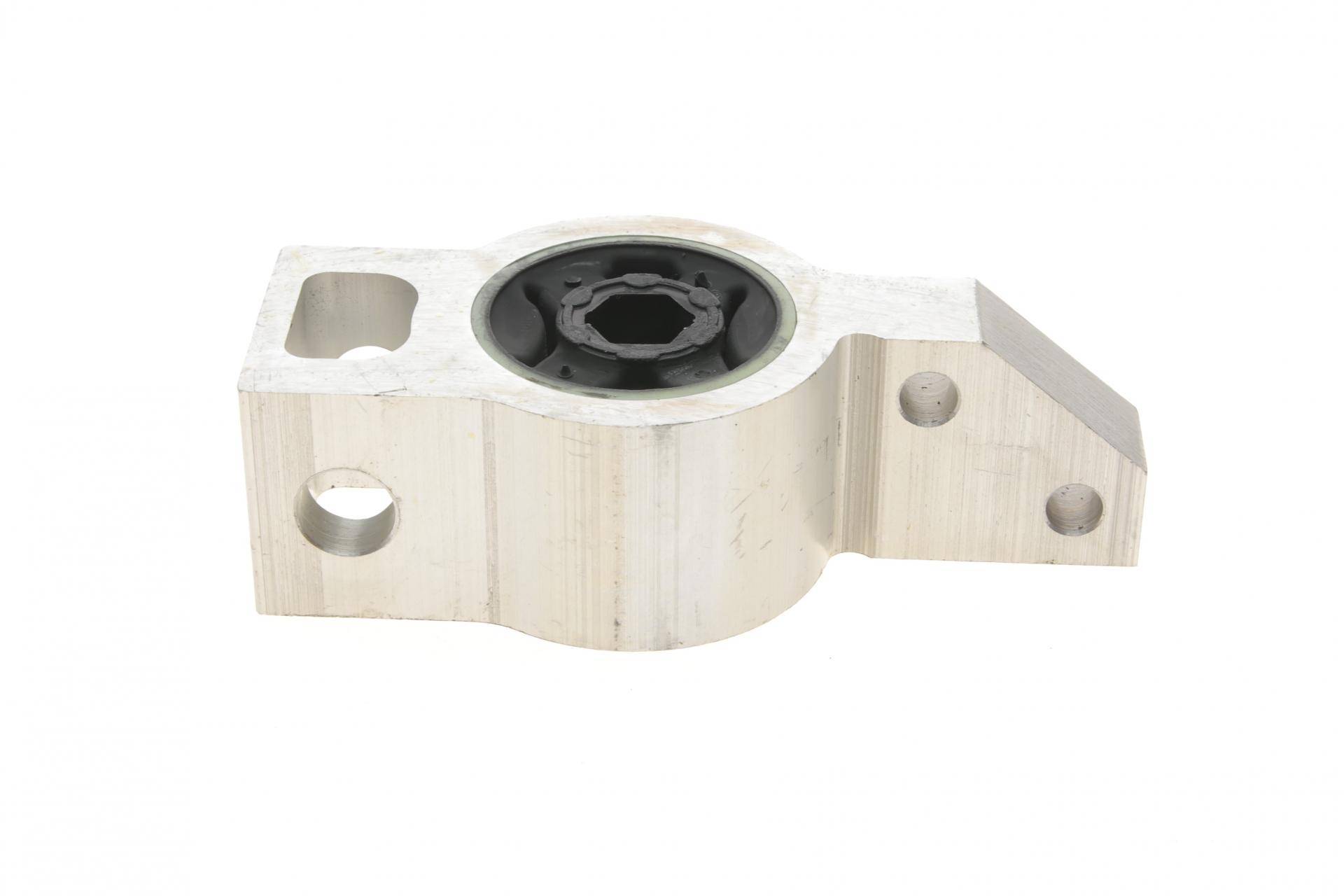 Сайлентблок важеля (переднього/ззаду) VW Caddy 03- (R)