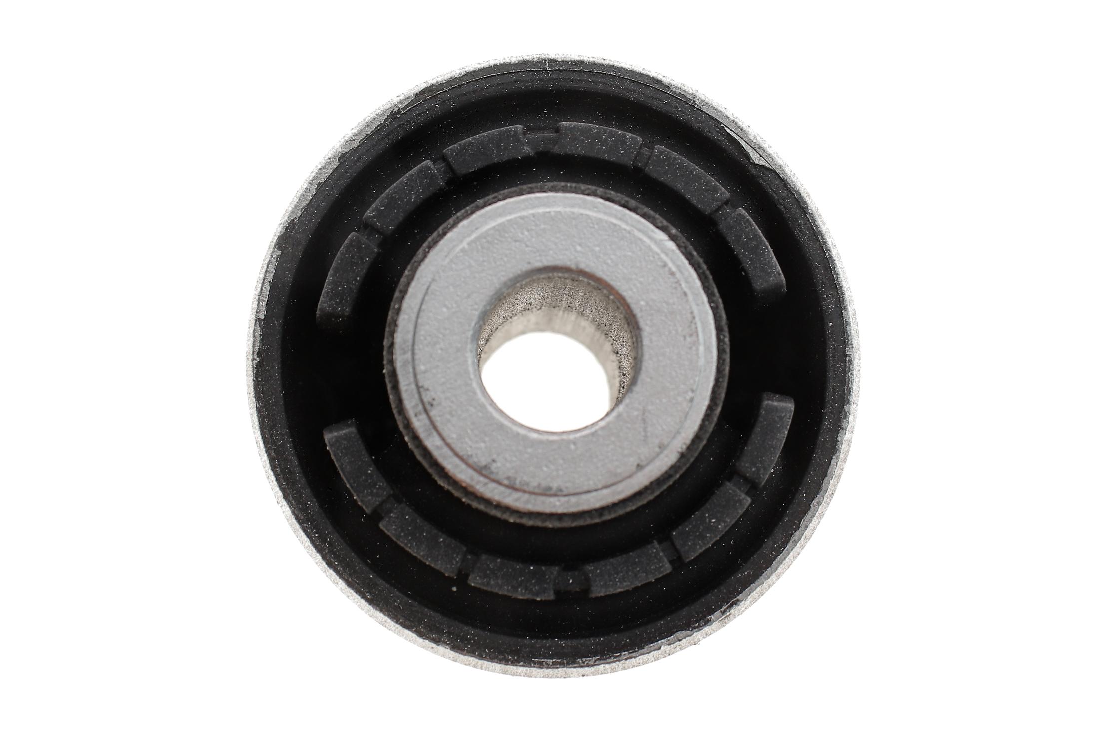 Сайлентблок важеля (переднього/знизу/спереду/всередині) Audi A4/A5/A6/A7/Q5 2.0-3.0TDI/3.2 FSI 08-