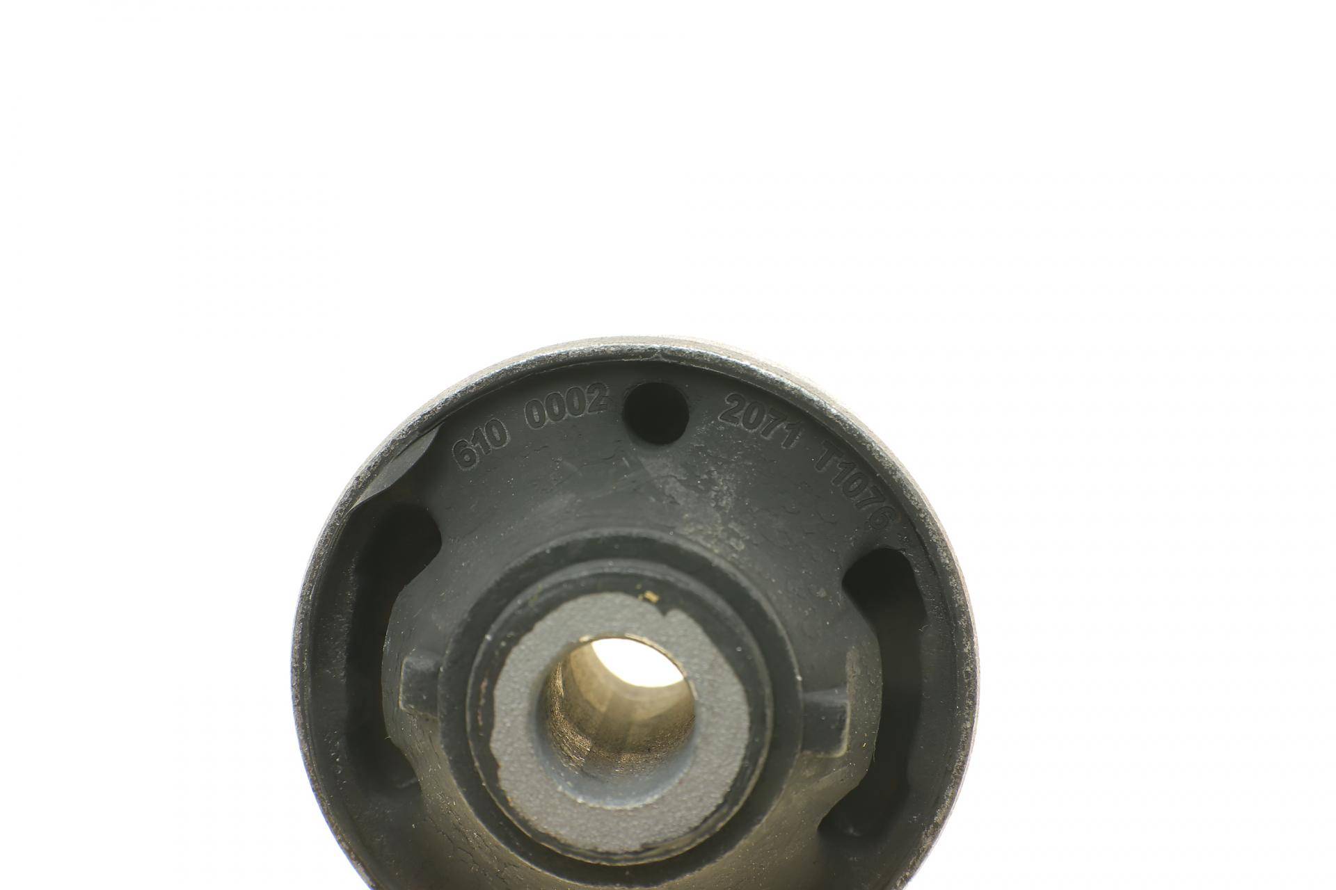 Сайлентблок важеля (переднього/знизу/ззаду) Nissan Micra 02-10/Note 06-13