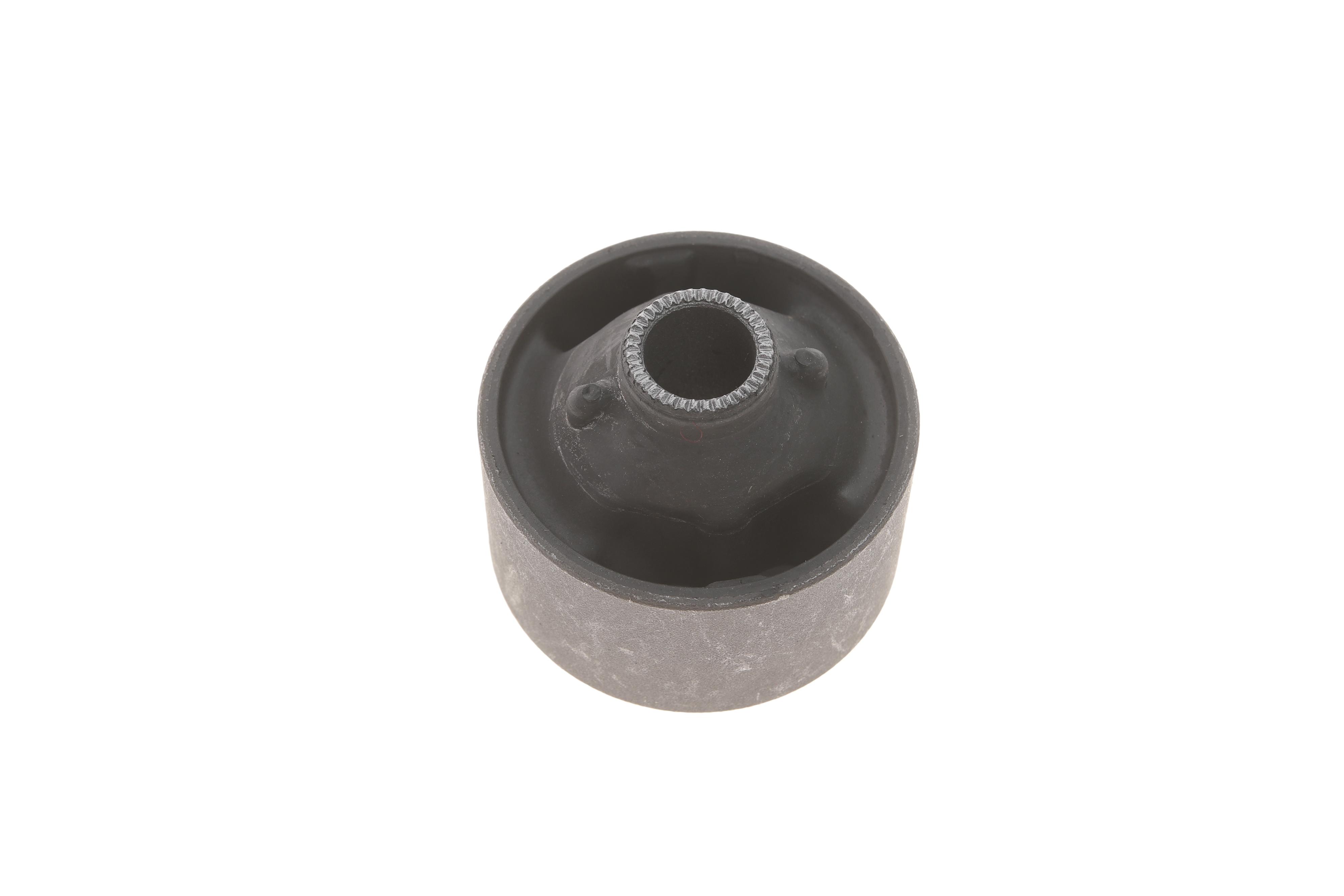 Сайлентблок важеля (переднього/знизу) Toyota Camry 01-06