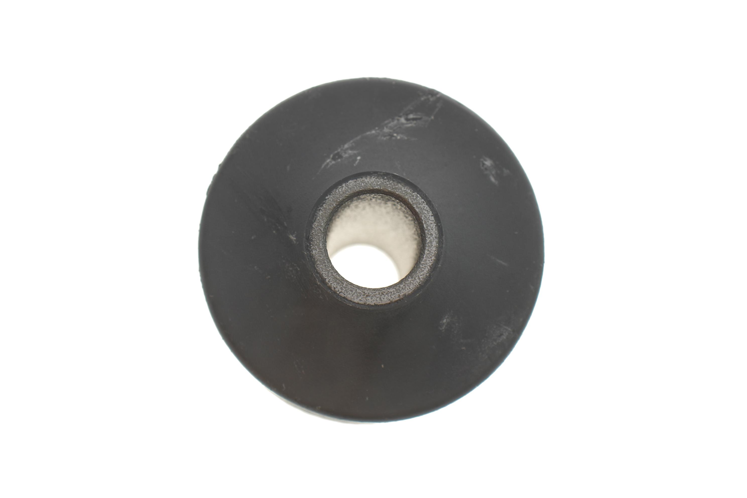 Сайлентблок важеля (заднього/ззовні) VW T4 91-