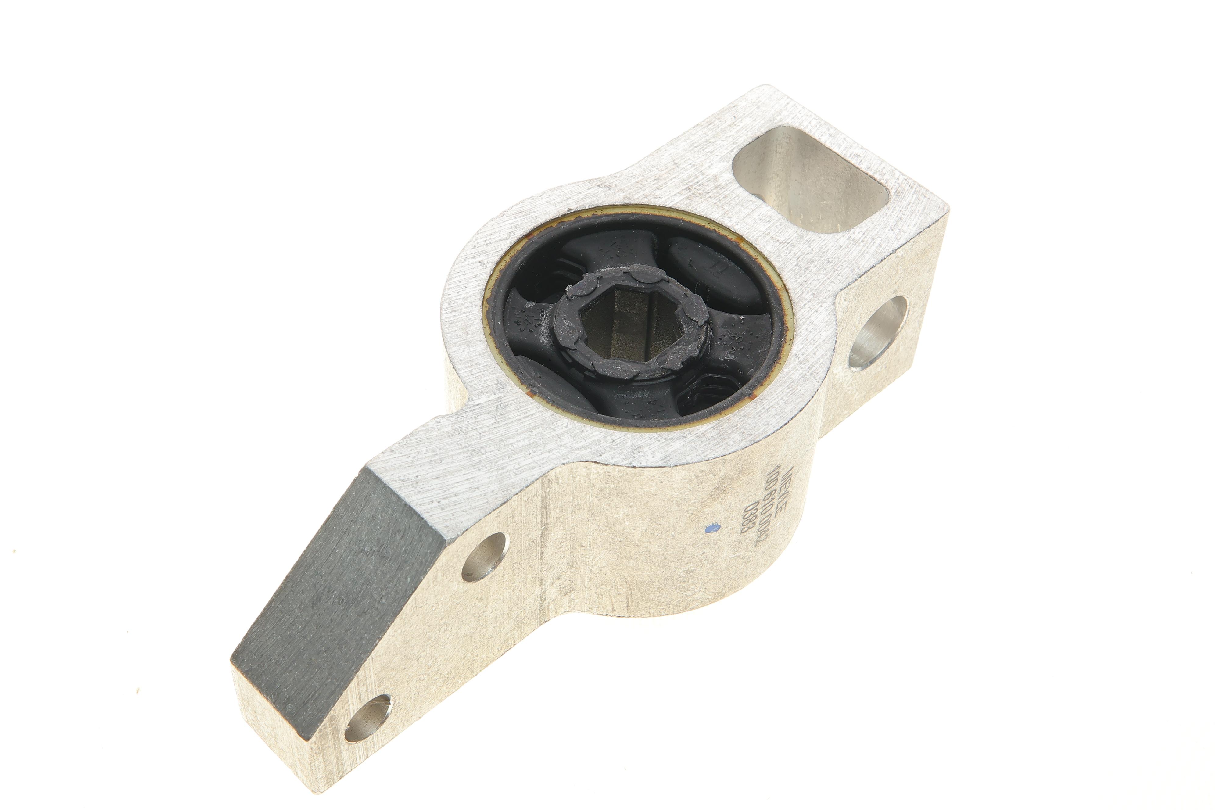 Сайлентблок важеля (переднього/ззаду) VW Caddy 03- (R) з кронштейном