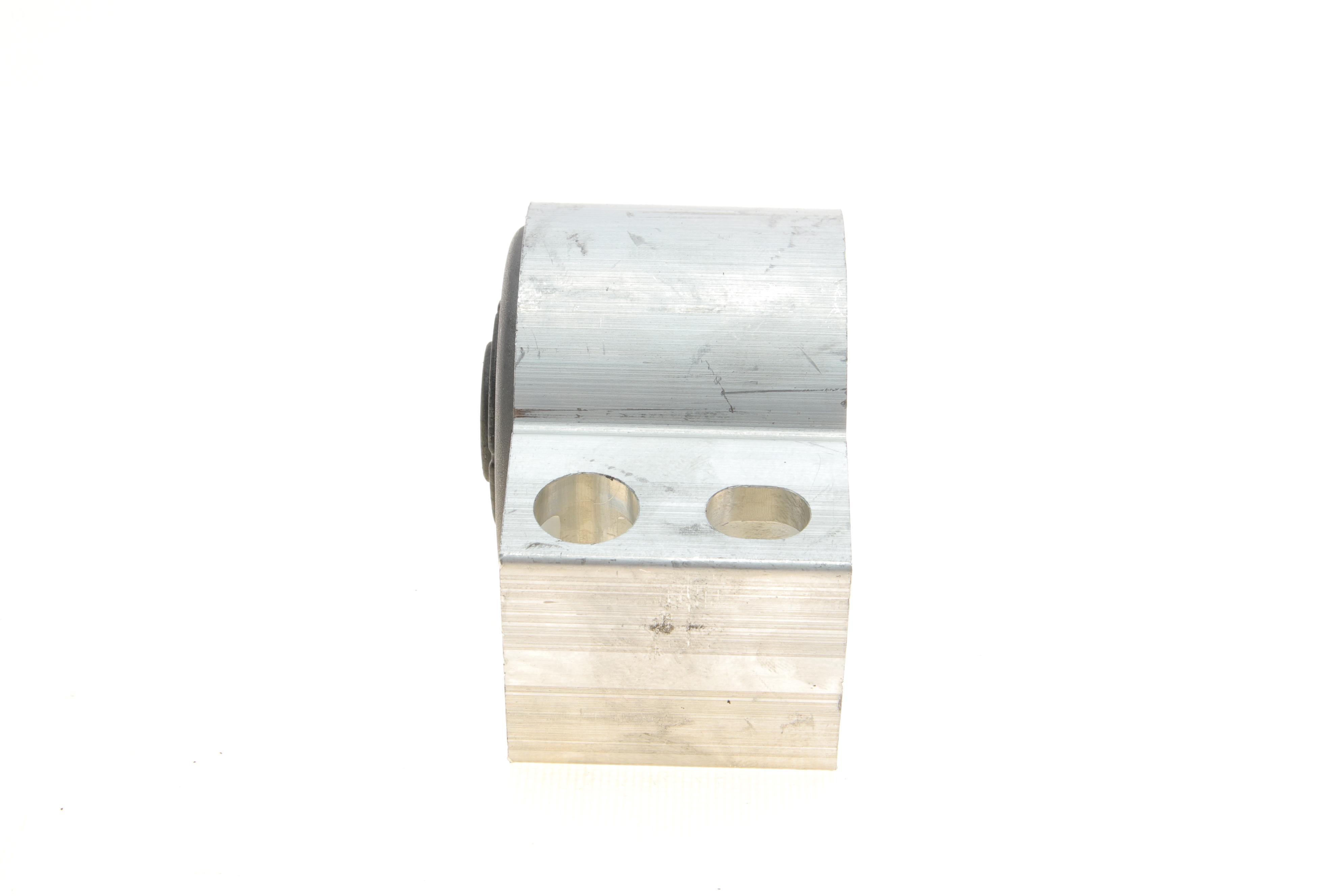 Сайлентблок важеля (переднього/знизу/ззаду) Opel Vectra С/Fiat Croma 02-