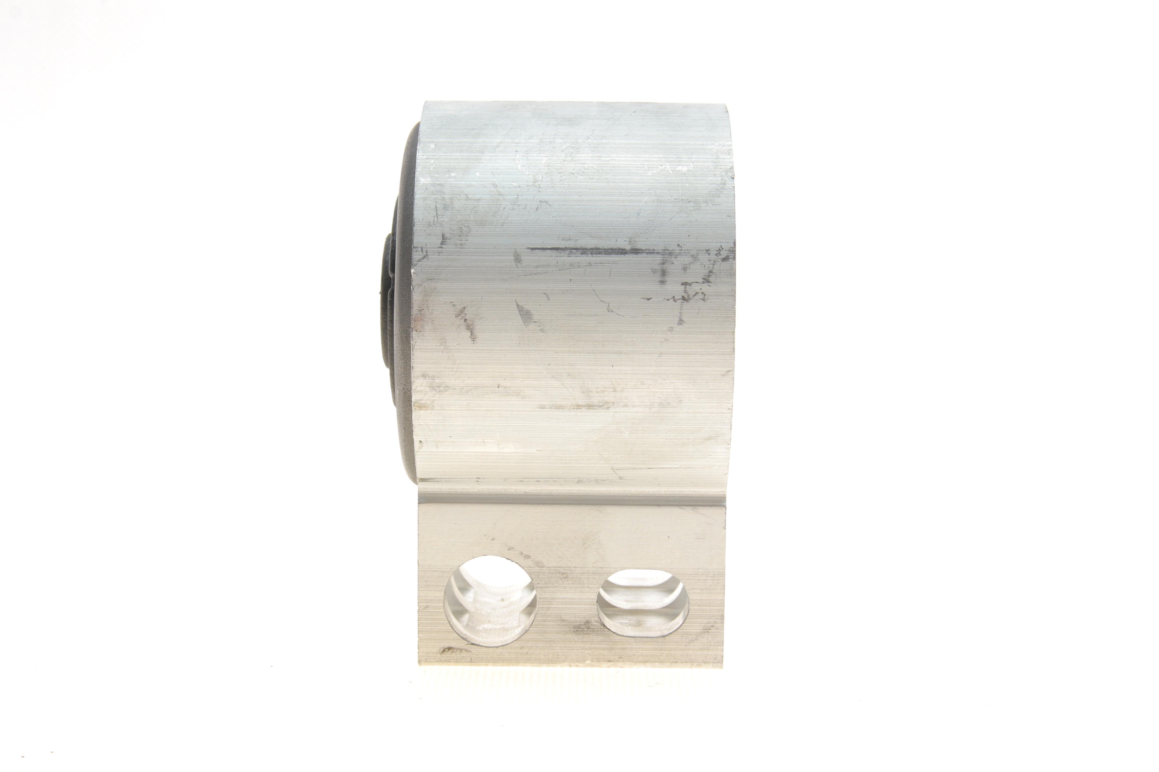 Сайлентблок важеля (переднього/знизу/ззаду) Opel Vectra С/Fiat Croma 02-