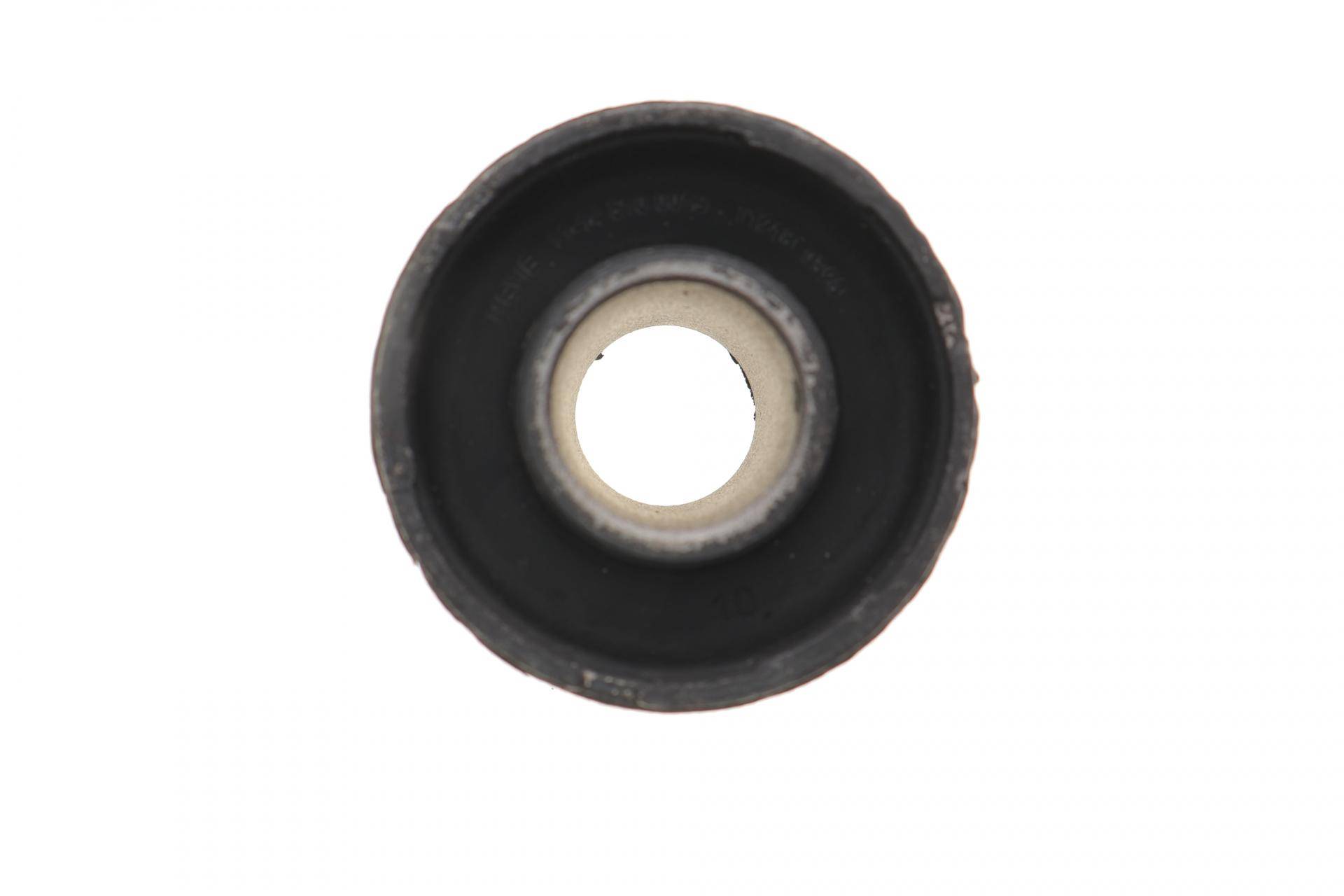 Сайлентблок важеля (переднього/знизу/ззаду) Peugeot 605/607 89-