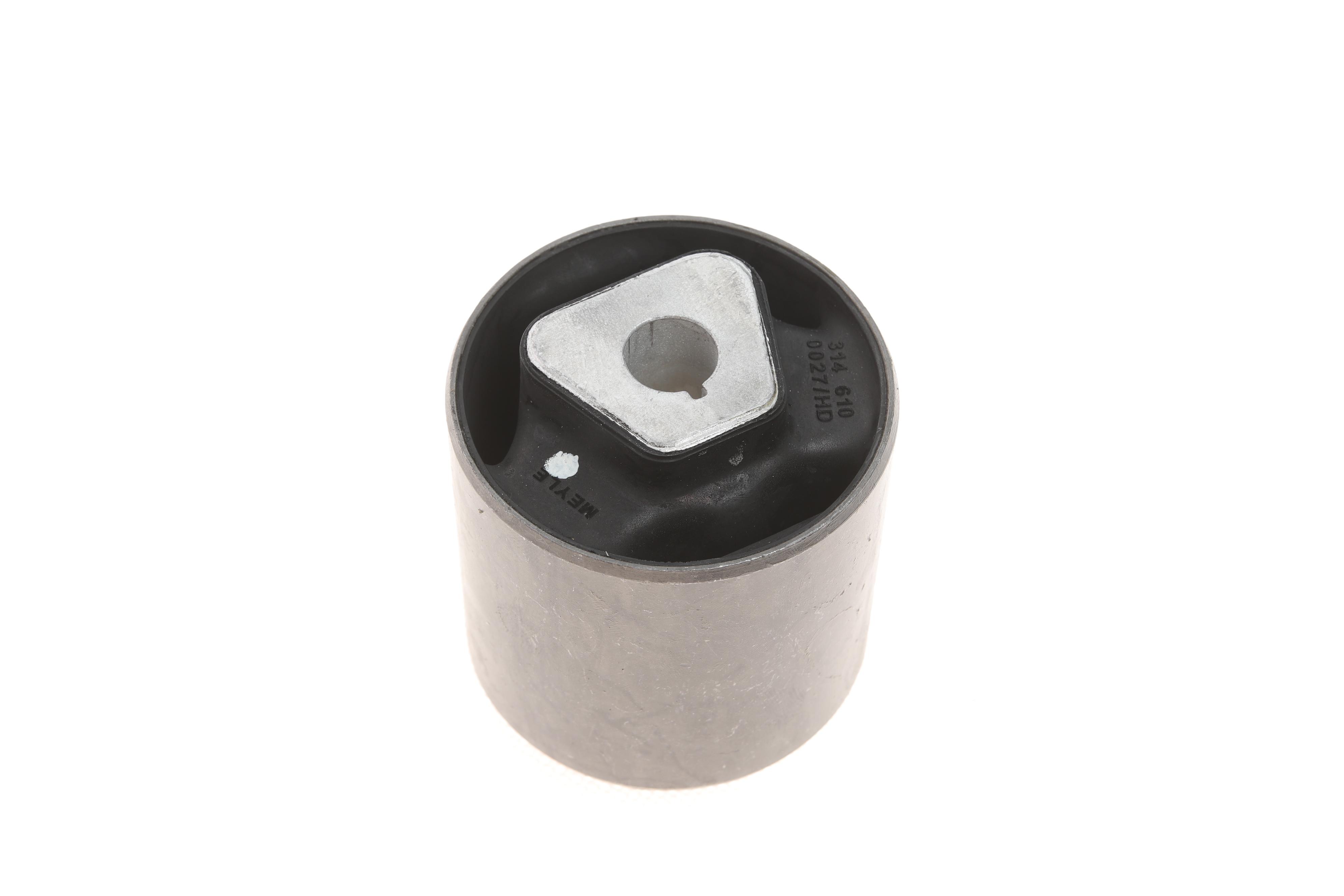 Сайлентблок важеля (переднього/знизу/спереду/всередині) BMW 5 (F10/F18) 08- B47/N20/N47/N55/N57/N63