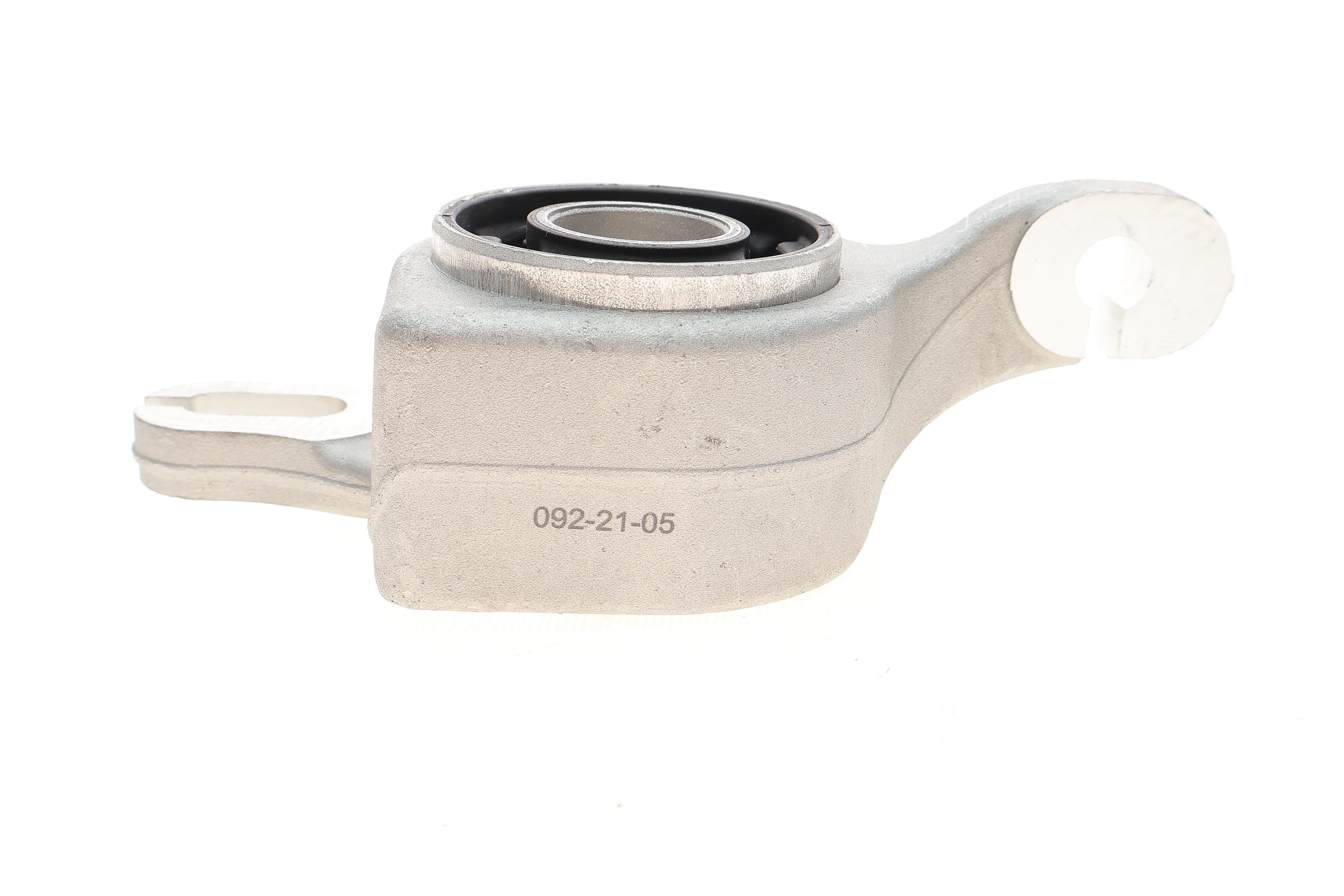 Сайлентблок важеля (переднього) MB GL-class (X164)/ M-class (W164) 05- (R)