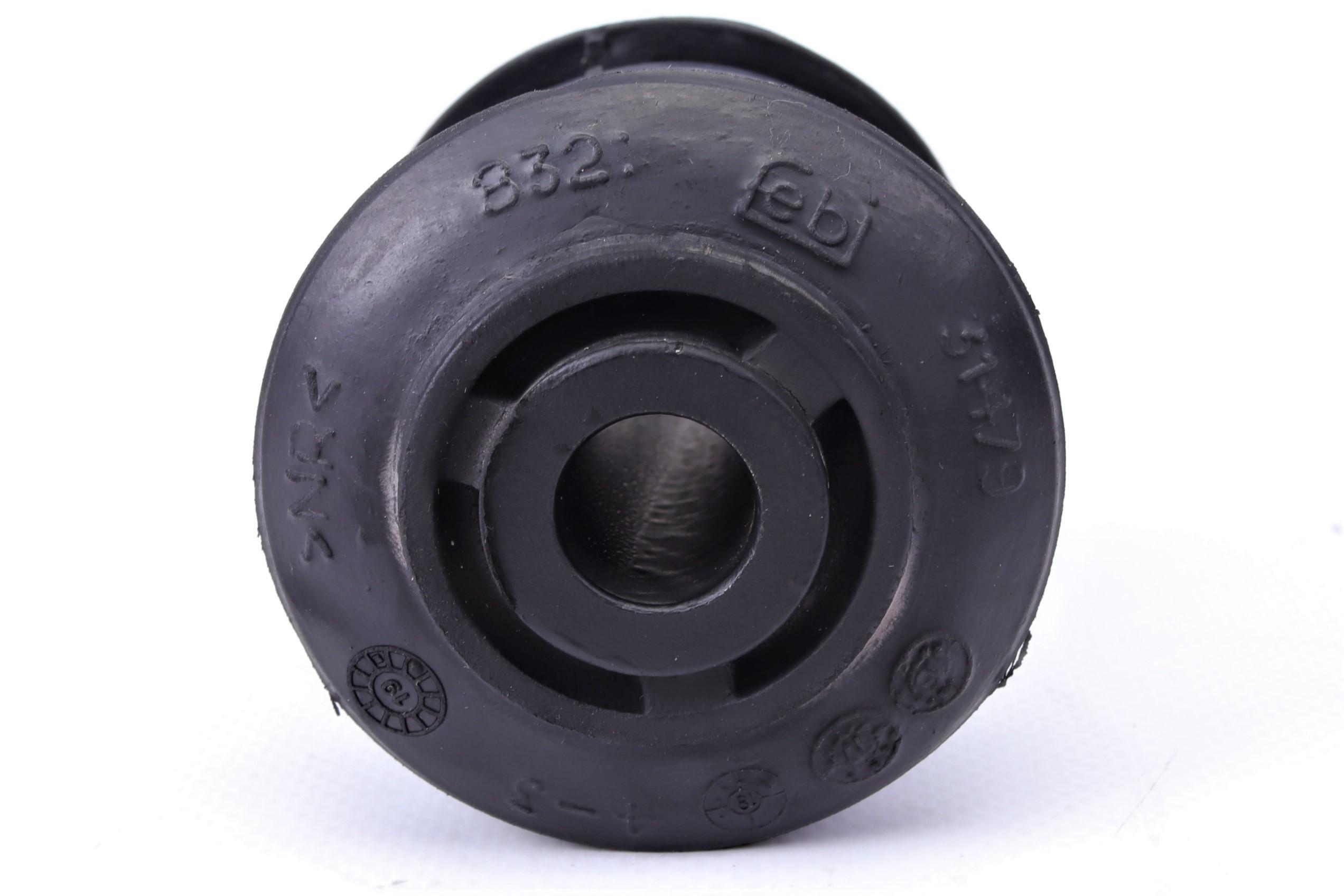 Сайлентблок важеля (переднього/ззаду) MB Sprinter/VW Crafter 06-