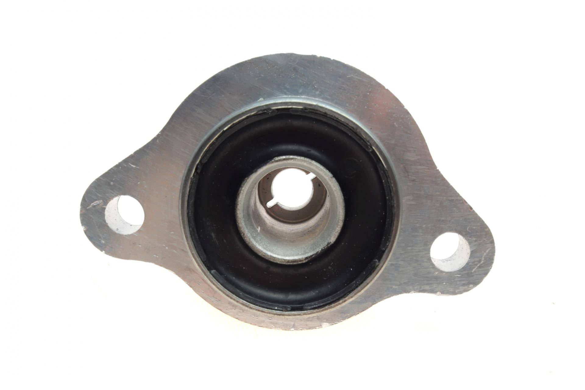 Сайлентблок важеля (переднього/спереду) MB Vito (W639) 03- (L)