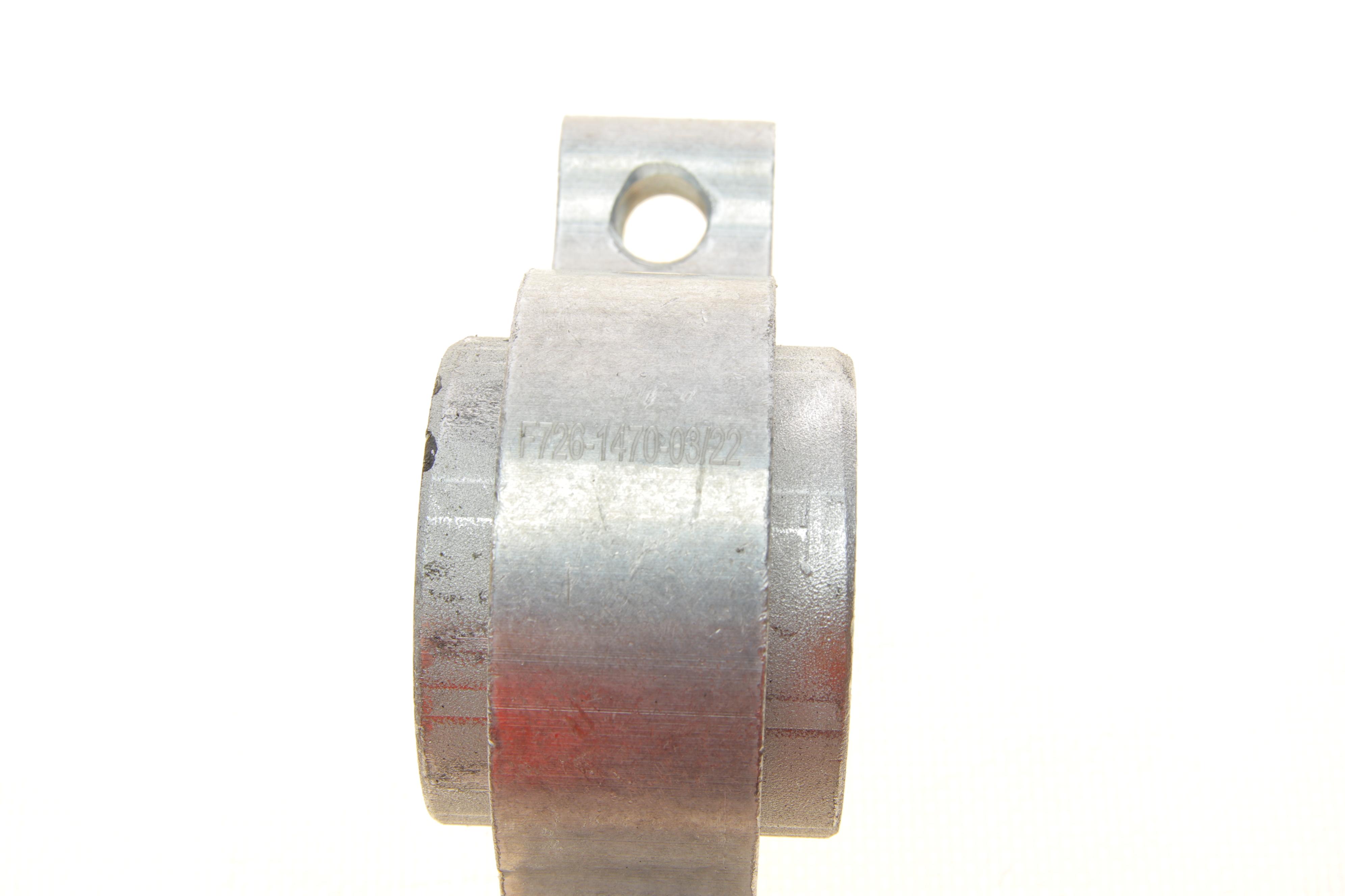 Сайлентблок важеля (переднього/знизу/ззаду) Citroen C5/C6 05-