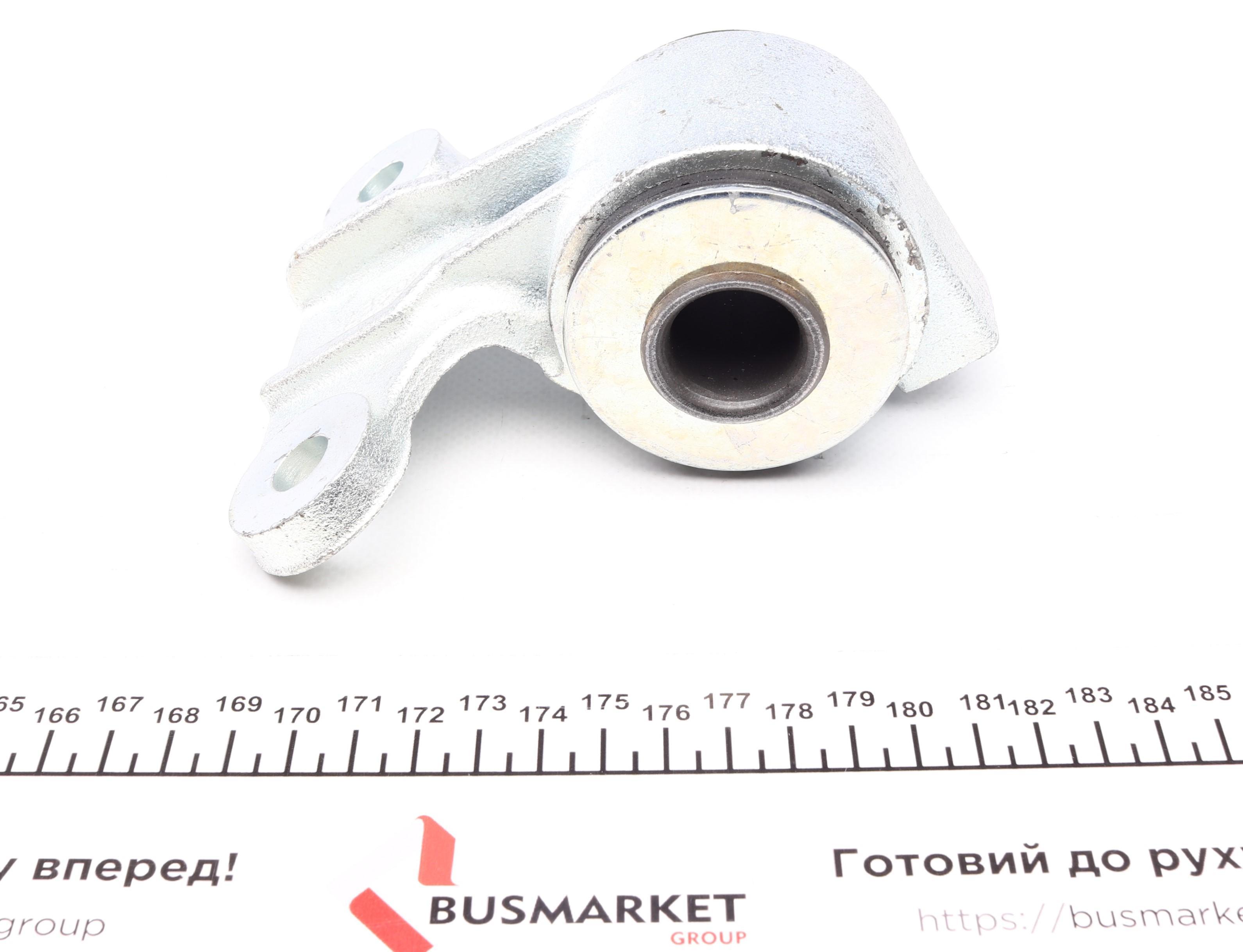 Сайлентблок важеля (переднього/ззаду) Fiat Scudo/Peugeot Expert 07- (R)