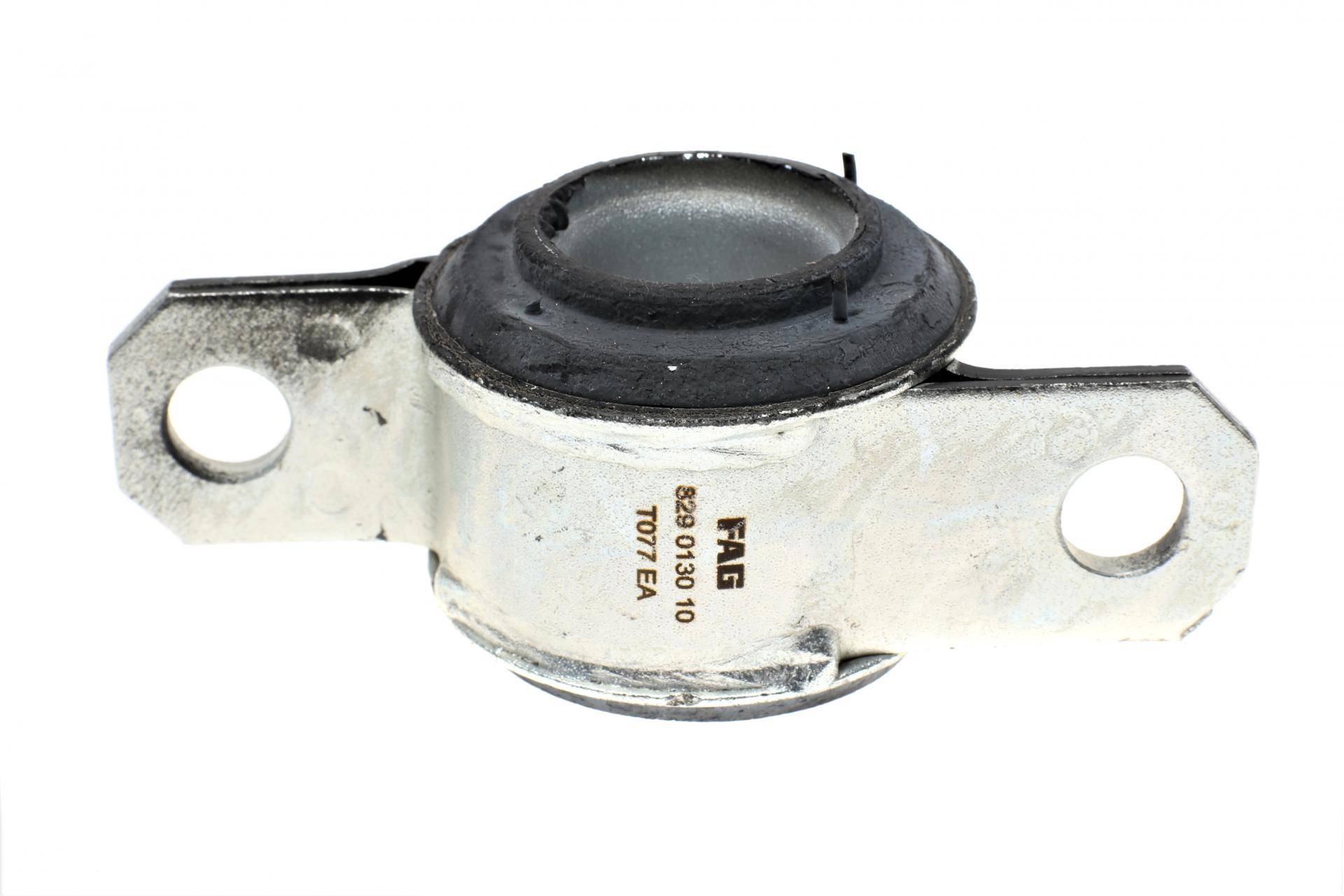 Сайлентблок важеля (переднього/ззаду) Fiat Ducato/Peugeot Boxer/Citroen Jumper 94-06, (Л=П)