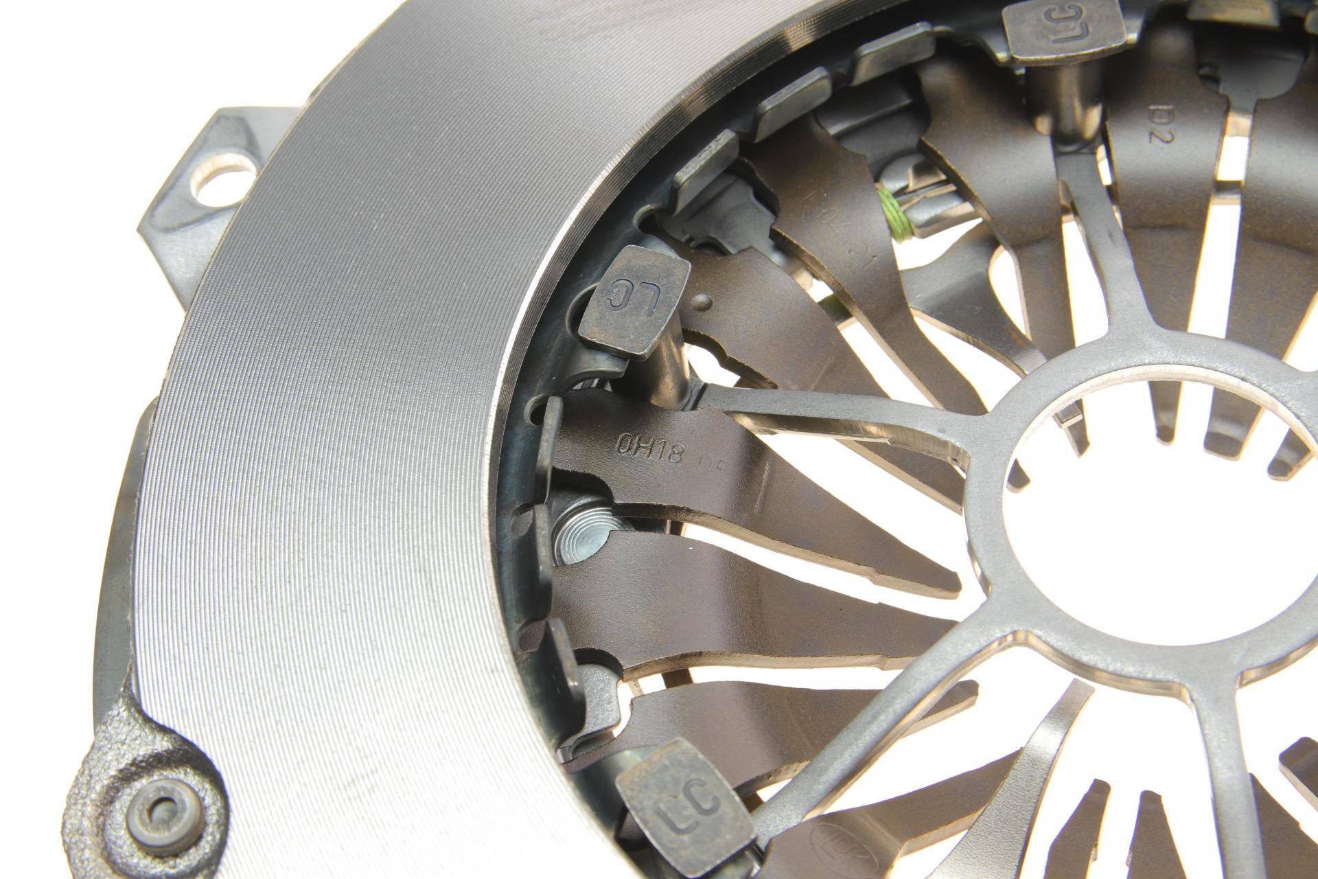 Комплект зчеплення Citroen C4/Peugeot 4008 1.6/1.8 HDi 12-