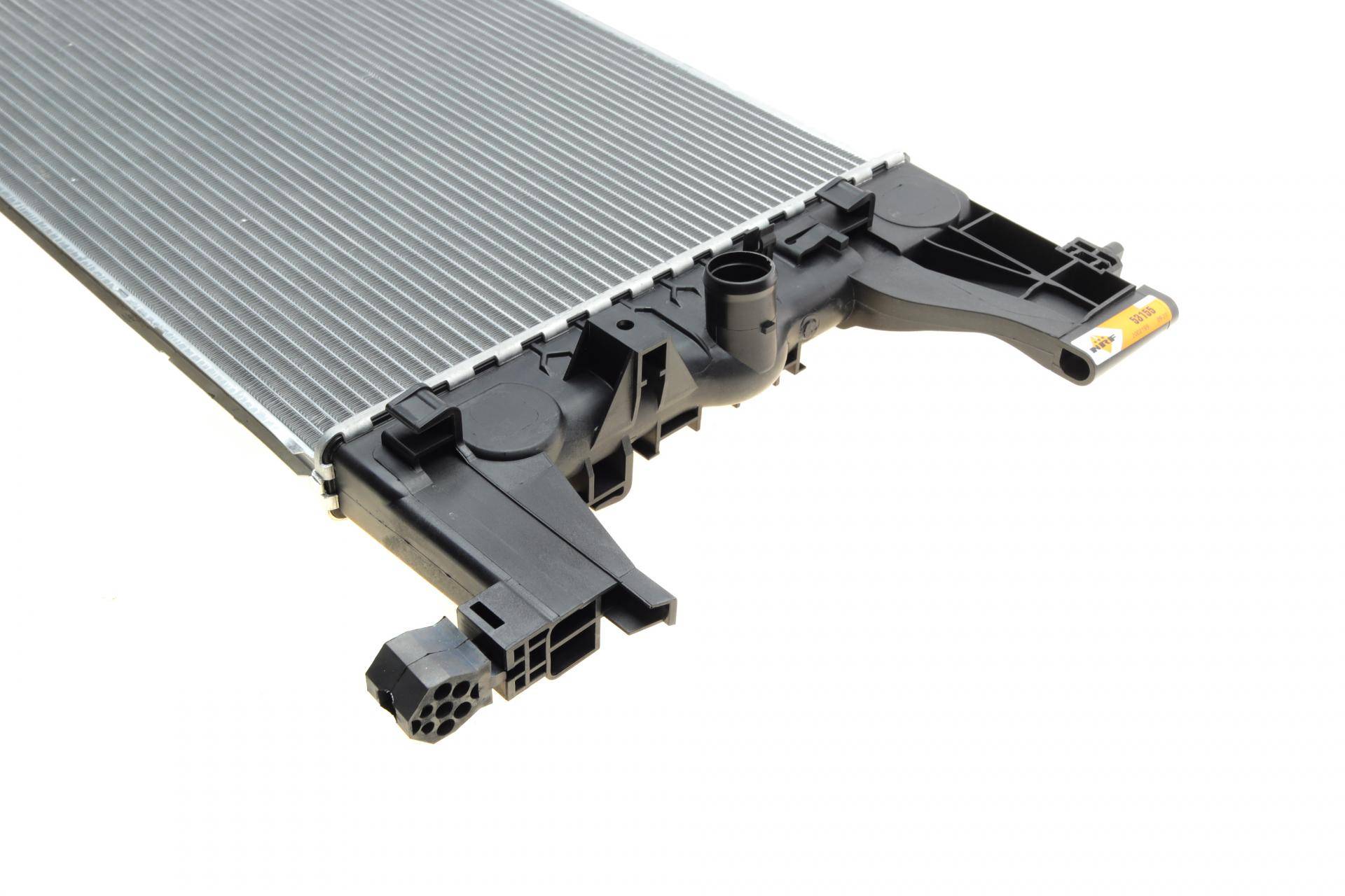 Радіатор охолодження Opel Astra/Zafira 1.4-1.8 09-