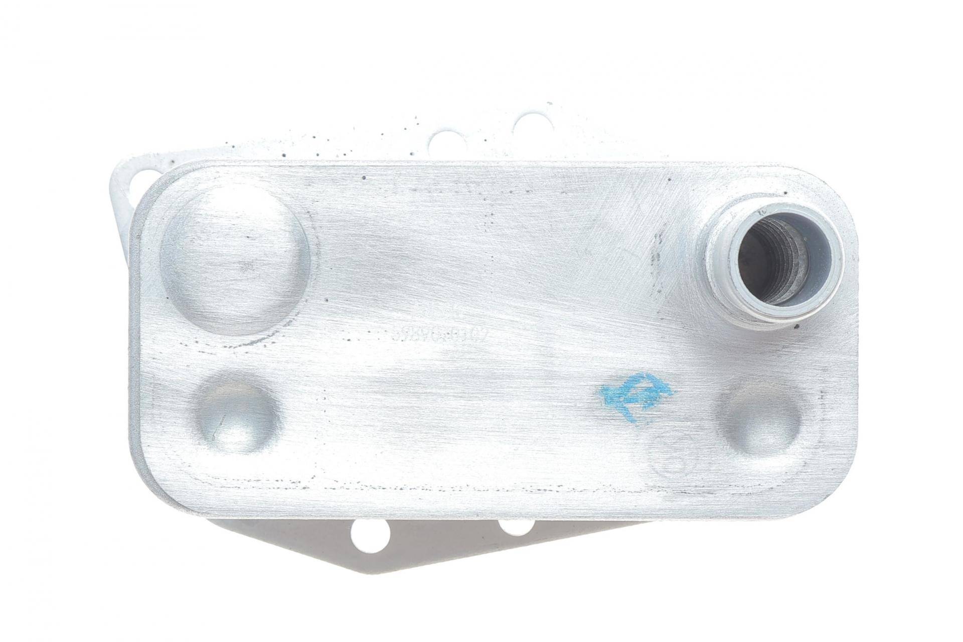 Радіатор масляний BMW 3 (E90) 320 d 04-11 M47/N47 (теплообмінник)