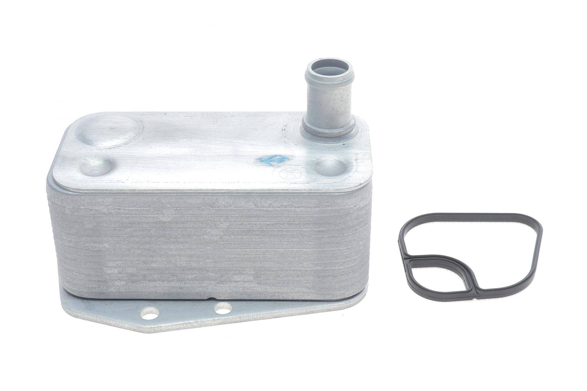 Радіатор масляний BMW 3 (E90) 320 d 04-11 M47/N47 (теплообмінник)