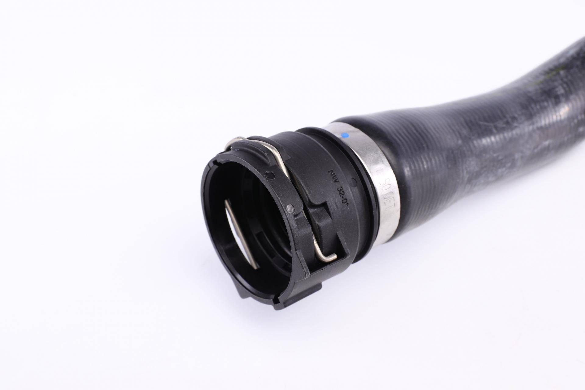 Патрубок радіатора (нижній) BMW 3 (E90) 1.8/2.0i 04-07