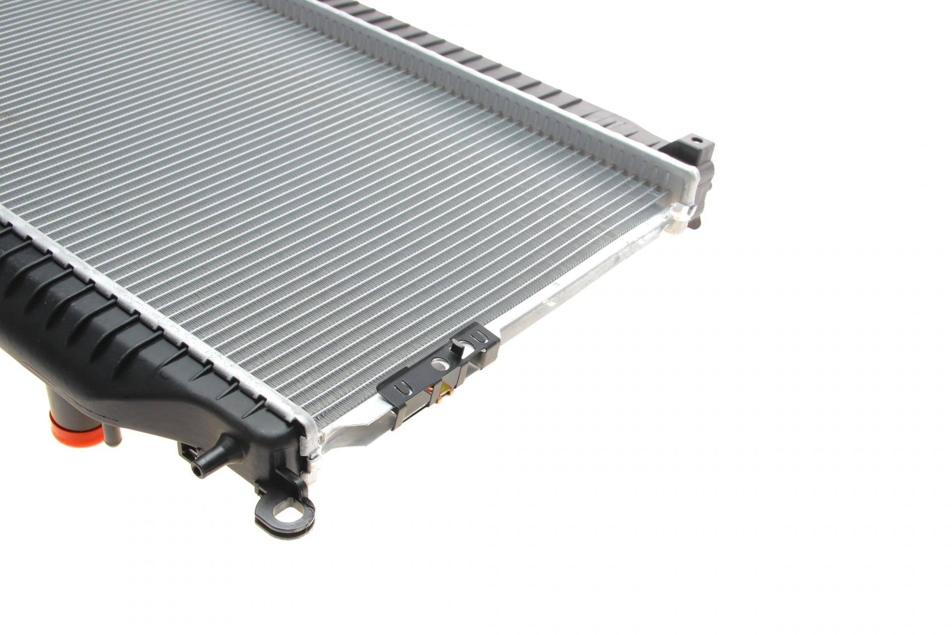 Радіатор охолодження Chevrolet Epica 2.0/2.5 05-