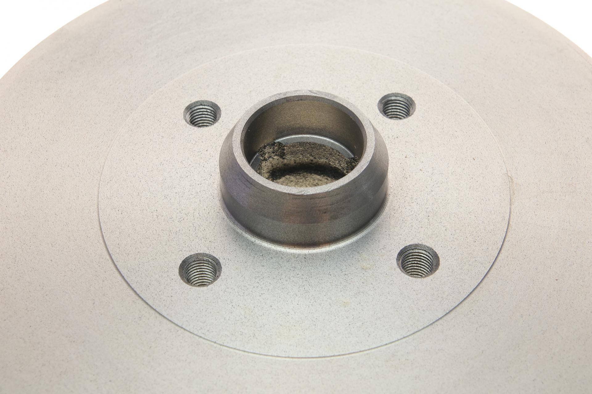 Барабан гальмівний (задній) VW Passat 1.6-1.9 TDI 88-97