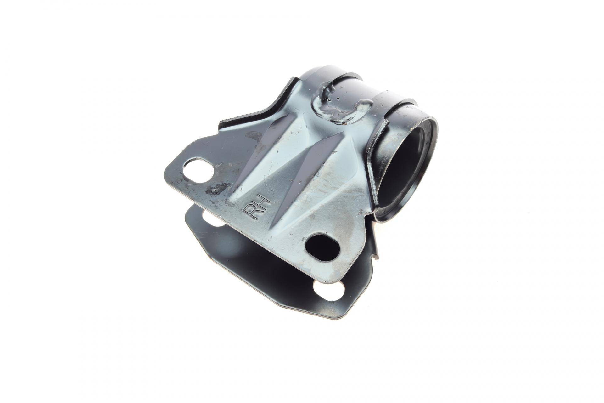 Сайлентблок важеля (переднього) Ford Mondeo V 14- (R) (з кронштейном)