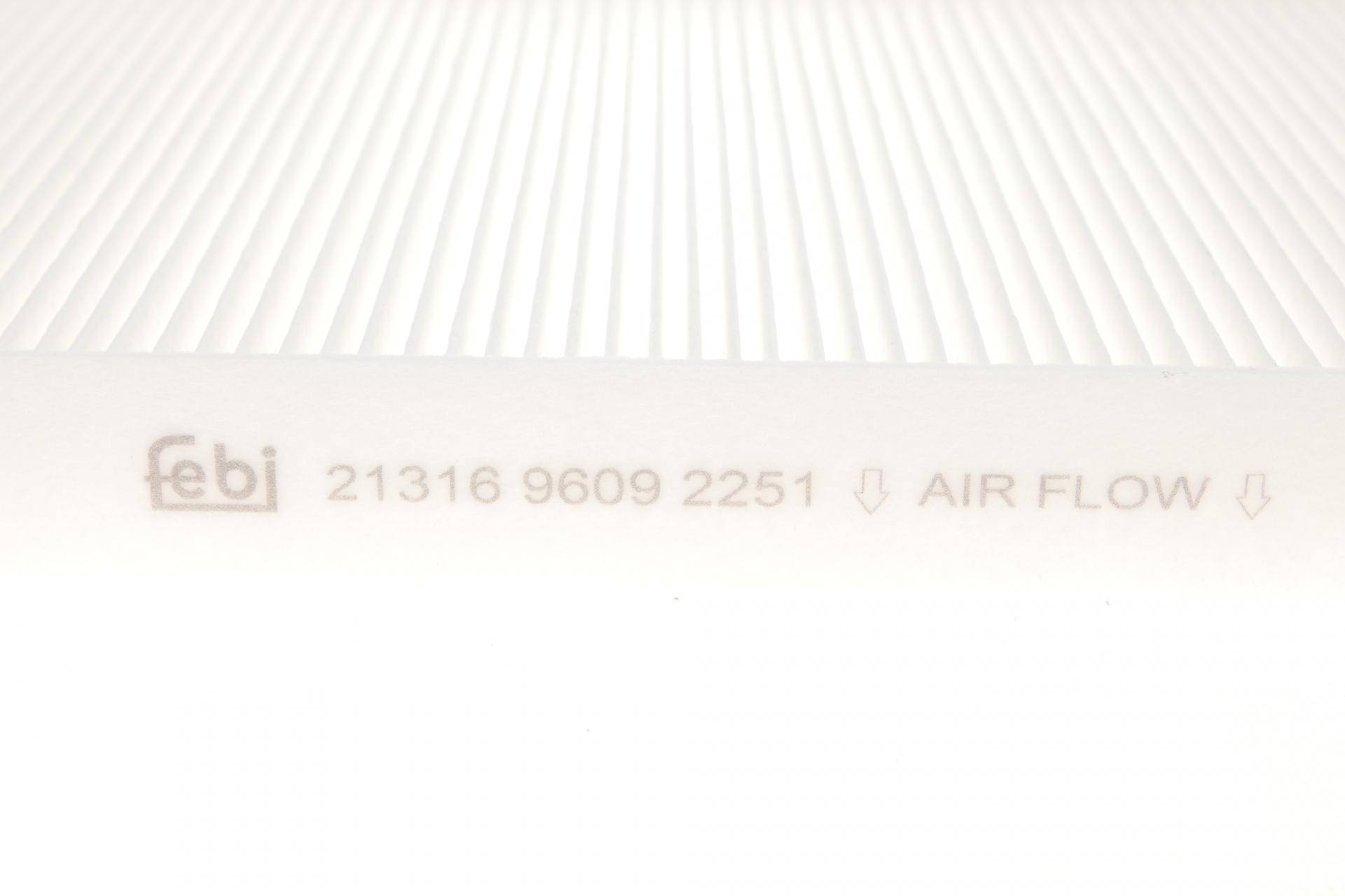 Фільтр салону VW T5 03-