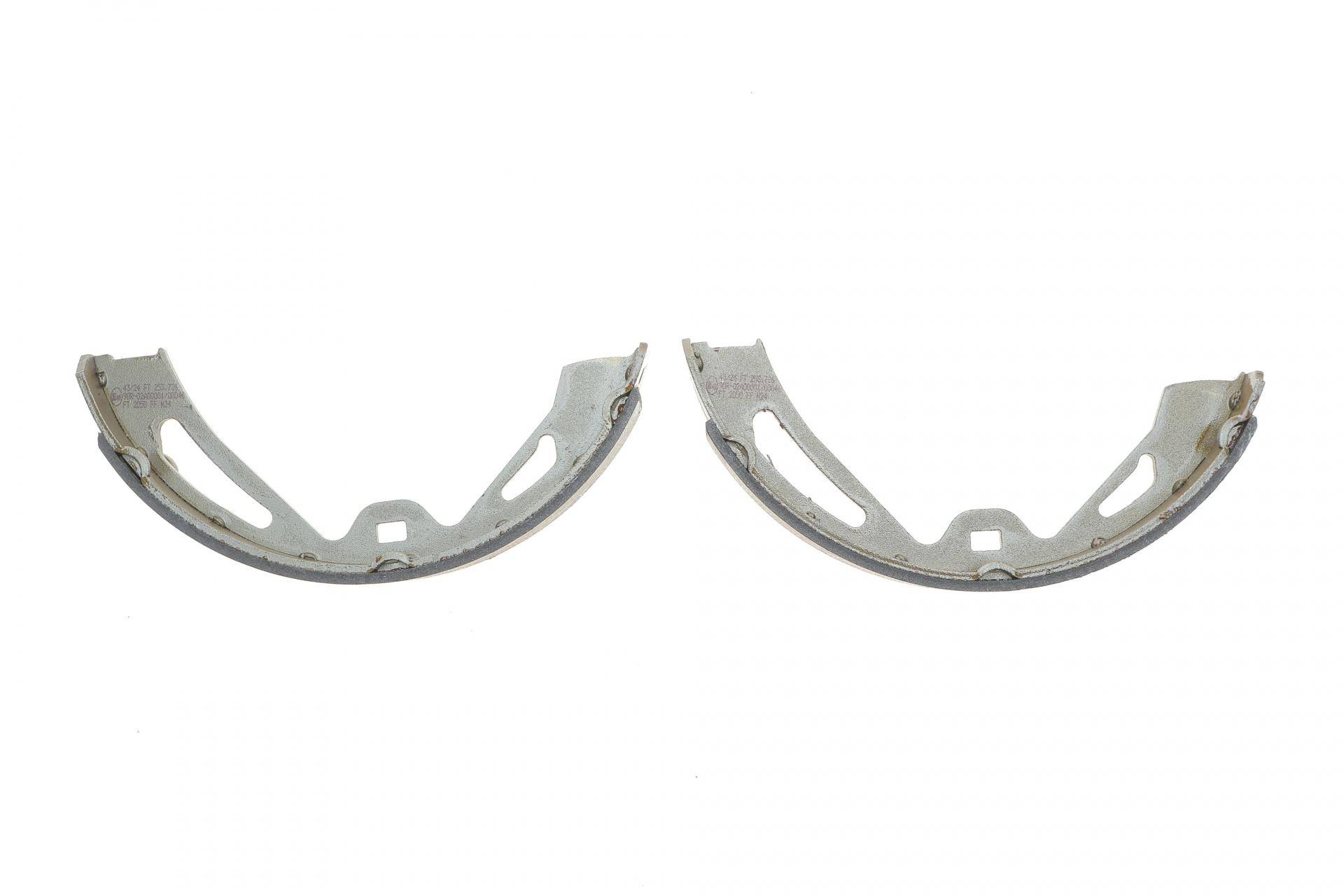 Колодки ручника Audi E-Tron GT 20-/Porsche Cayenne III 18-/Panamera II 16- (210x30)