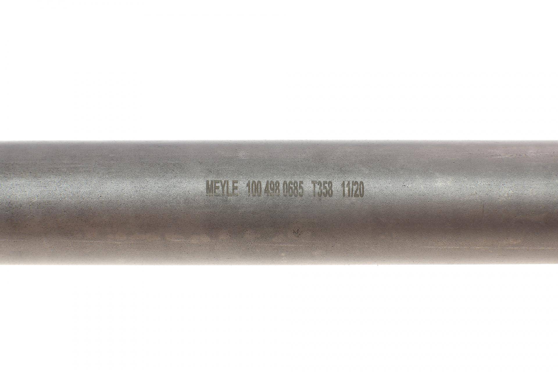 Піввісь (передня) VW Bora/Golf 98-06 (R)